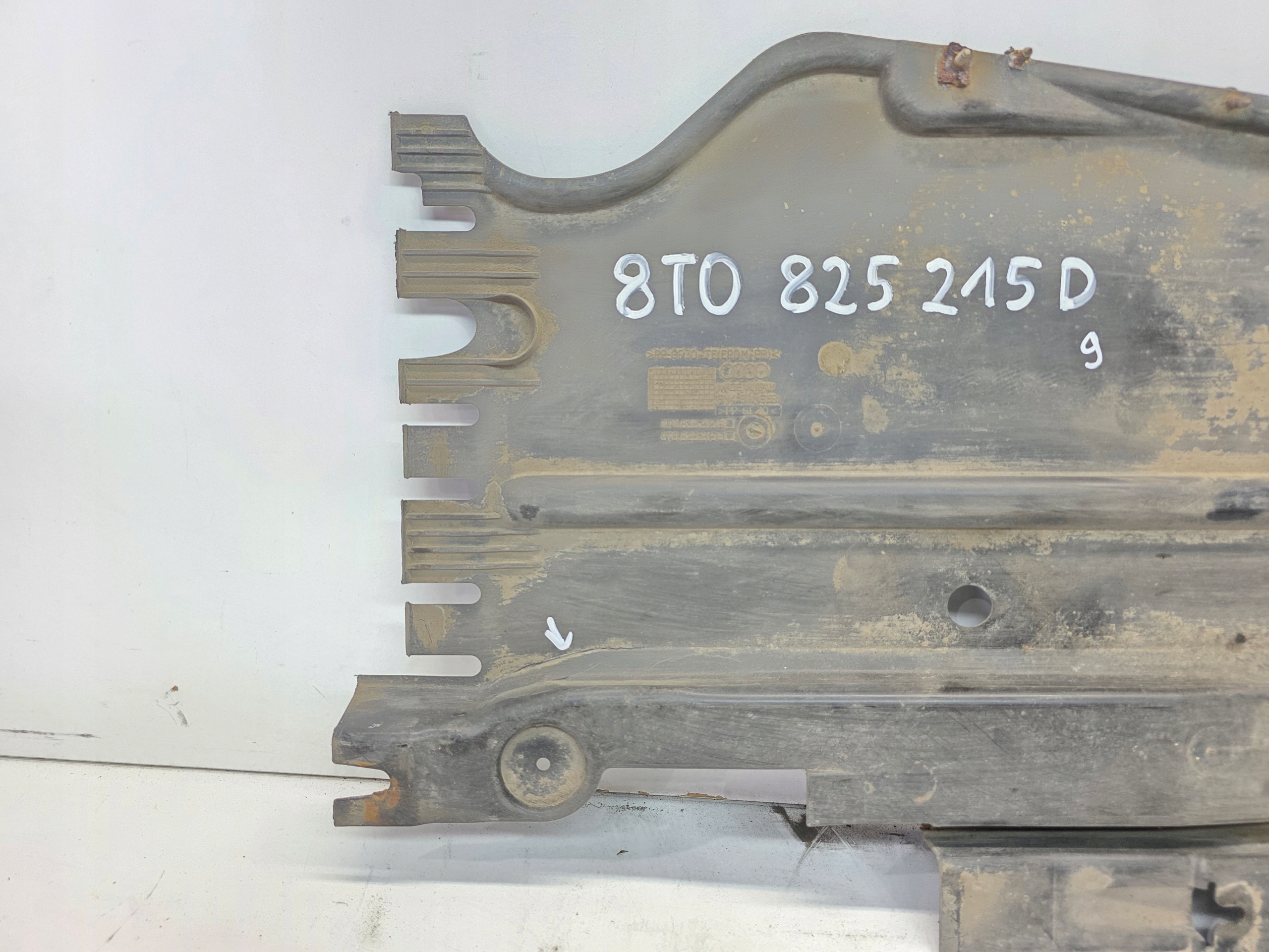 cover chassis left rear part AUDI A5 8T 8T0825215D original *9*