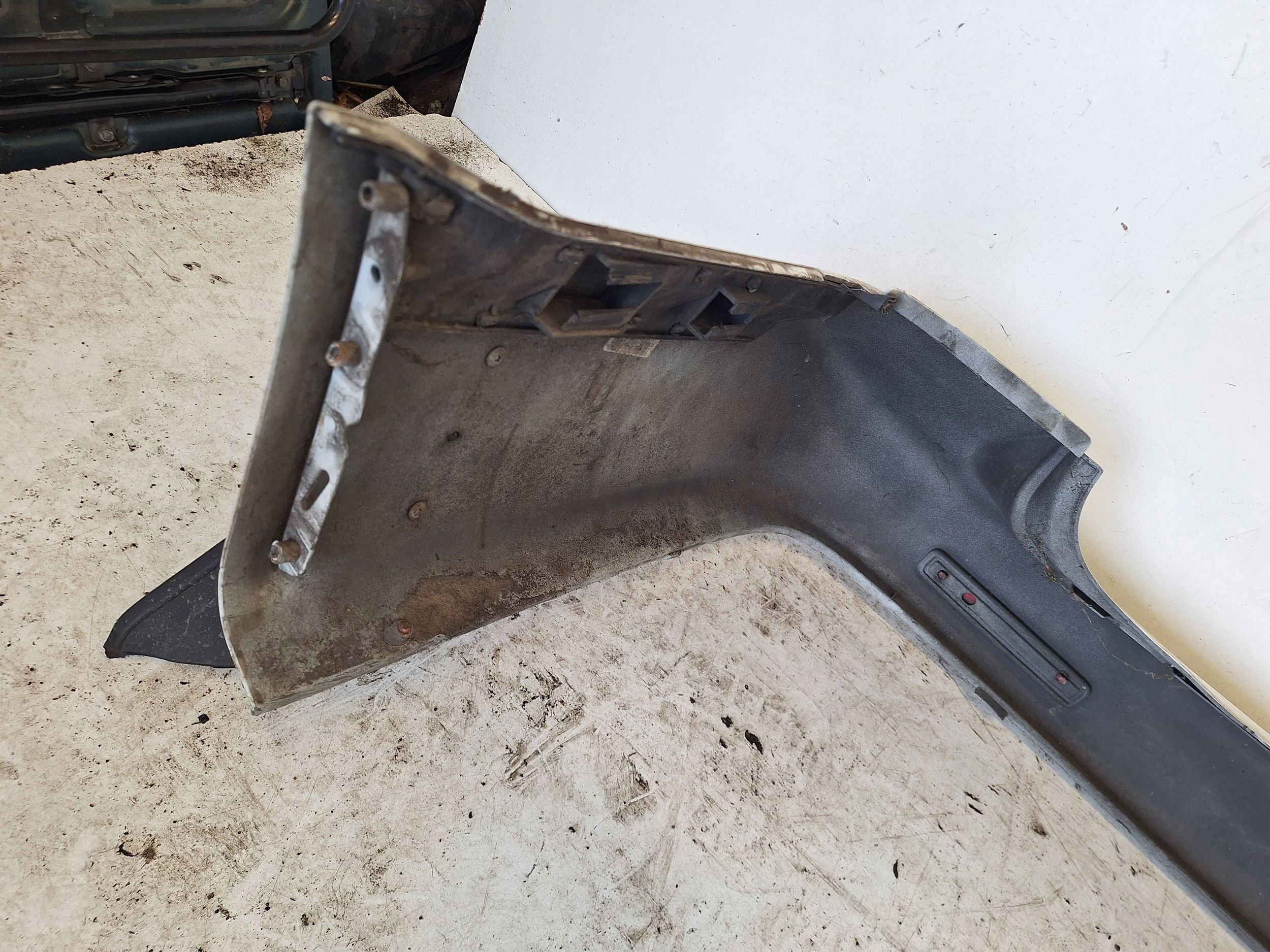 VOLKSWAGEN TRANSPORTER T5 03-10 bumper rear part LB9A