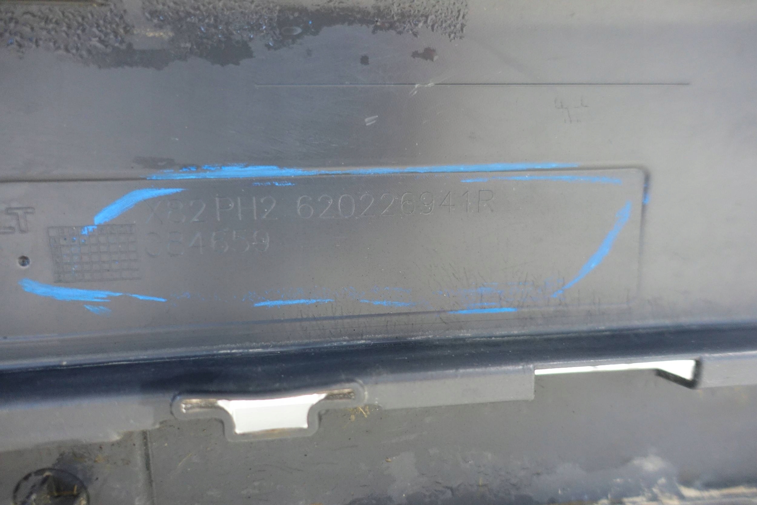 bumper front front RENAULT TRAFIC III LIFT IV 2021- 620226941R