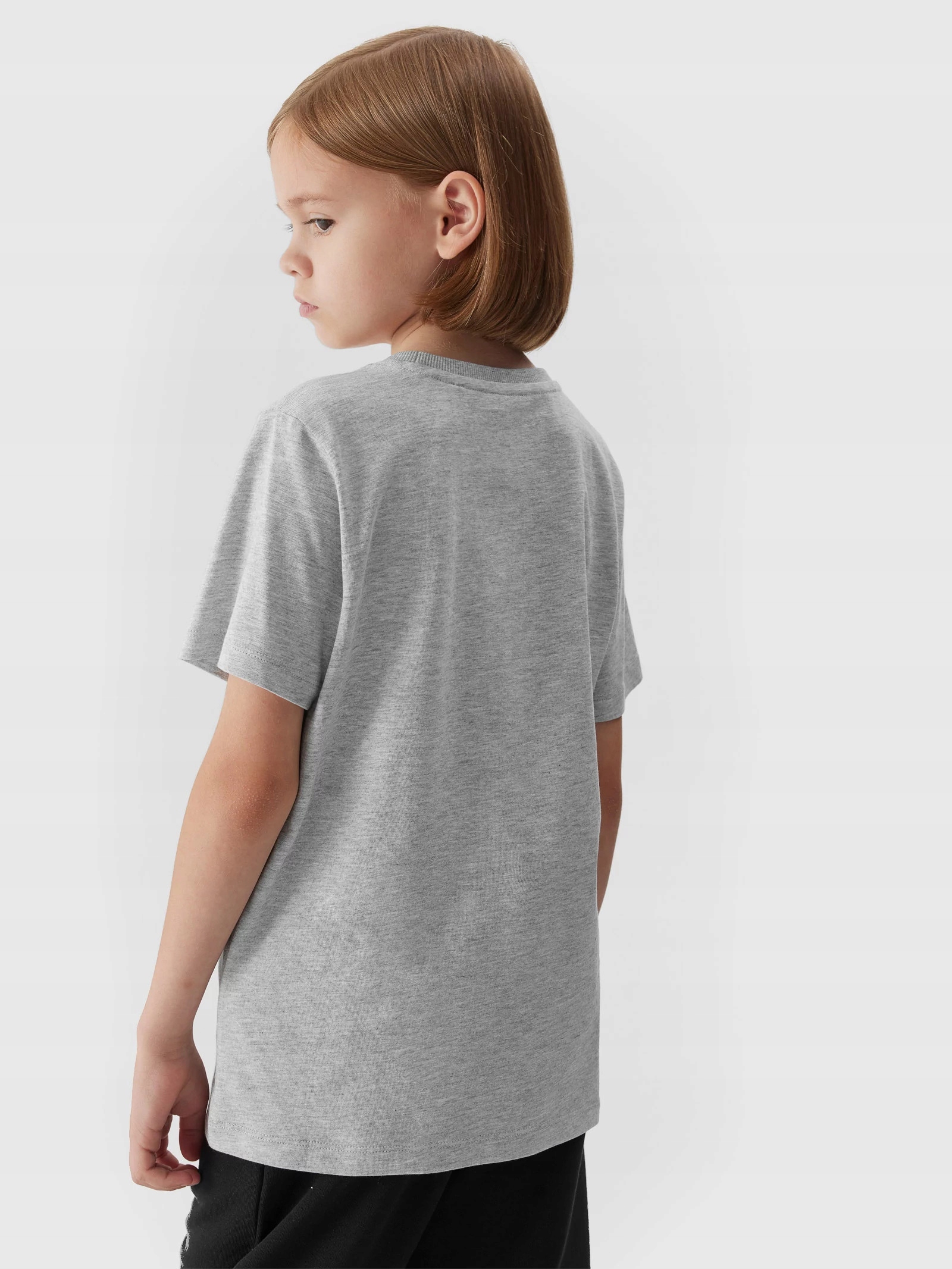 4F T-SHIRT CHŁOPIĘCY KOSZULKA BASIC DZIECIĘCA BAWEŁNIANA Kod producenta 4FJAW23TTSHM0795