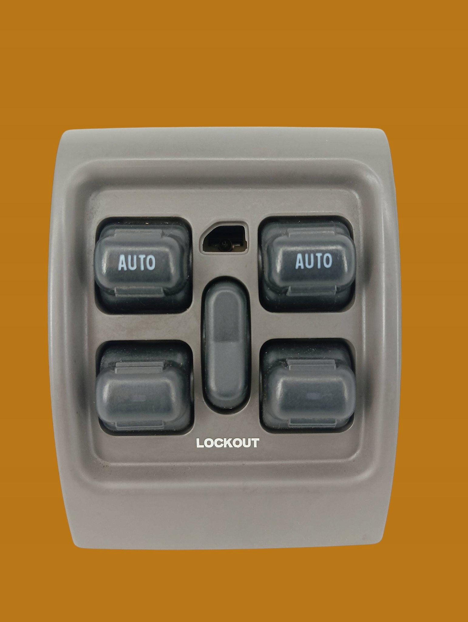window control switch 0UK931L8AA Chrysler PT Cruiser and (2000-2010)