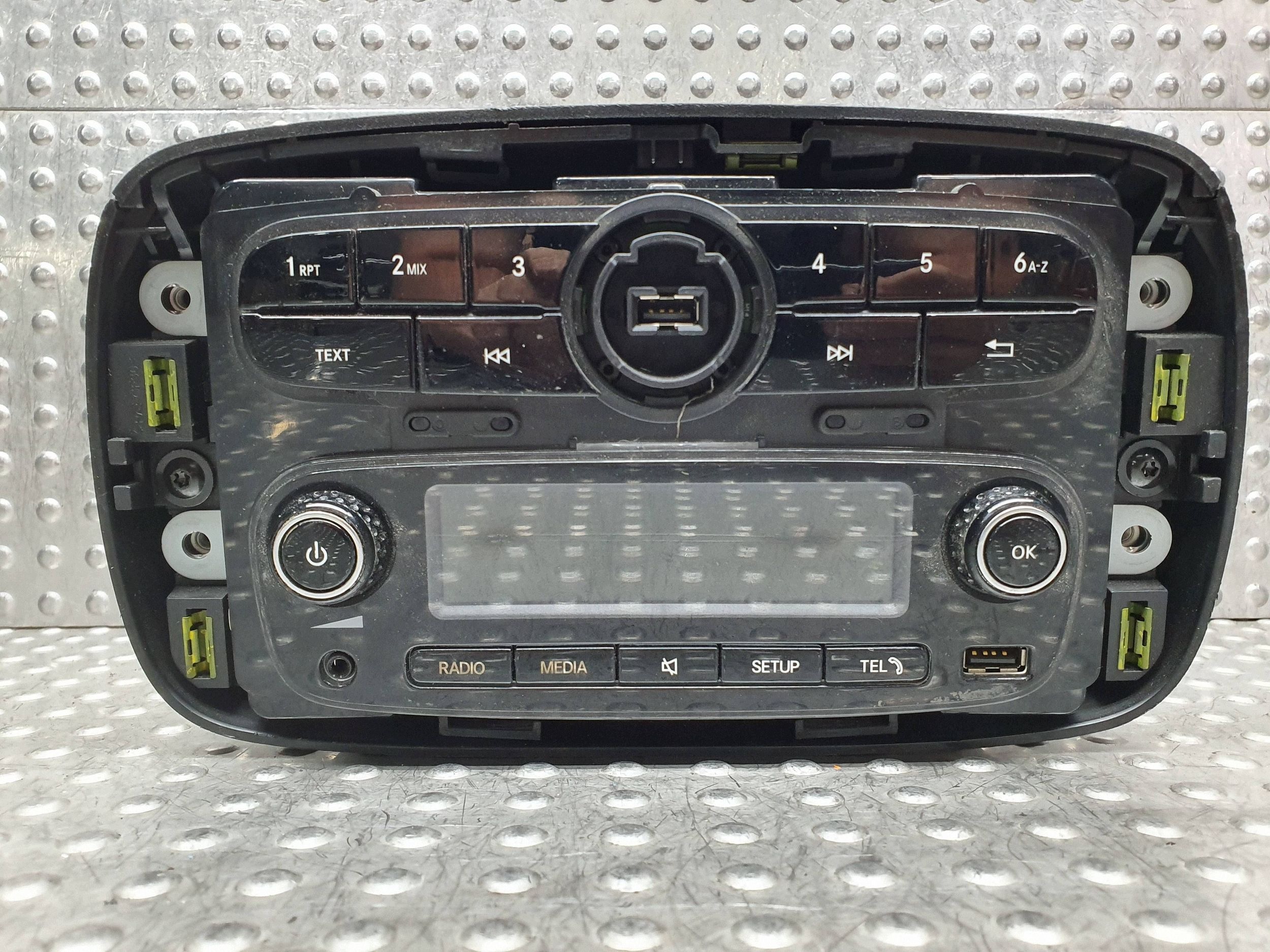 RADIO CD A4539008502 SMART FORFOUR II 453
