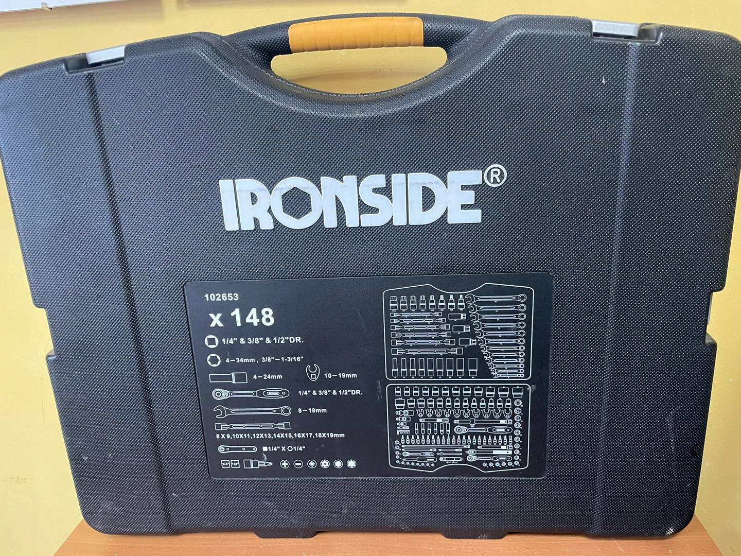 Zestaw kluczy IRONSIDE 148el. 102653 Marka Ironside