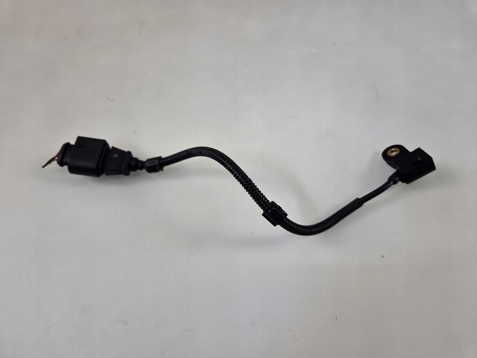 shaft position sensor AUDI A4 B8 2.0 TDI a5 a6 a7 vw skoda seat