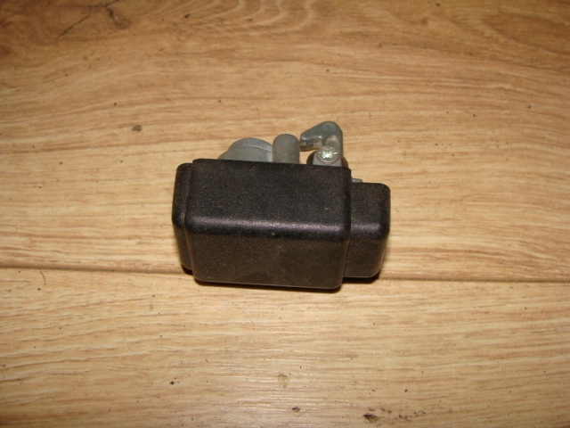 замок бардачок пассажира LAND ROVER Discovery 2 II