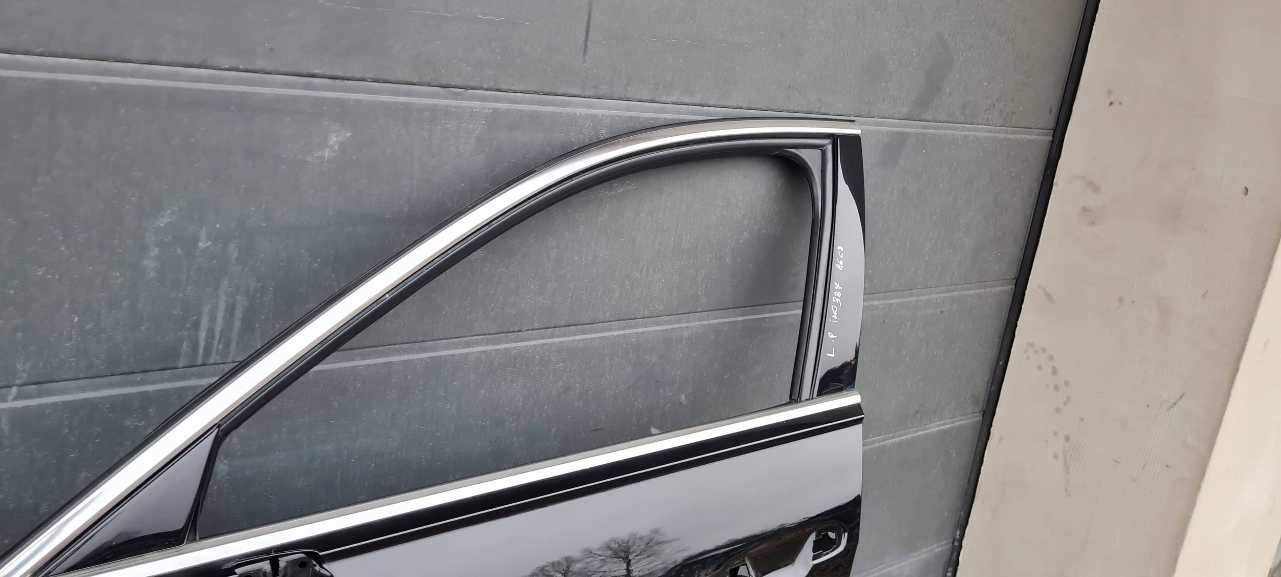 A6 C8 4K S6 door left left front front LY9B 23R 4K0831051B