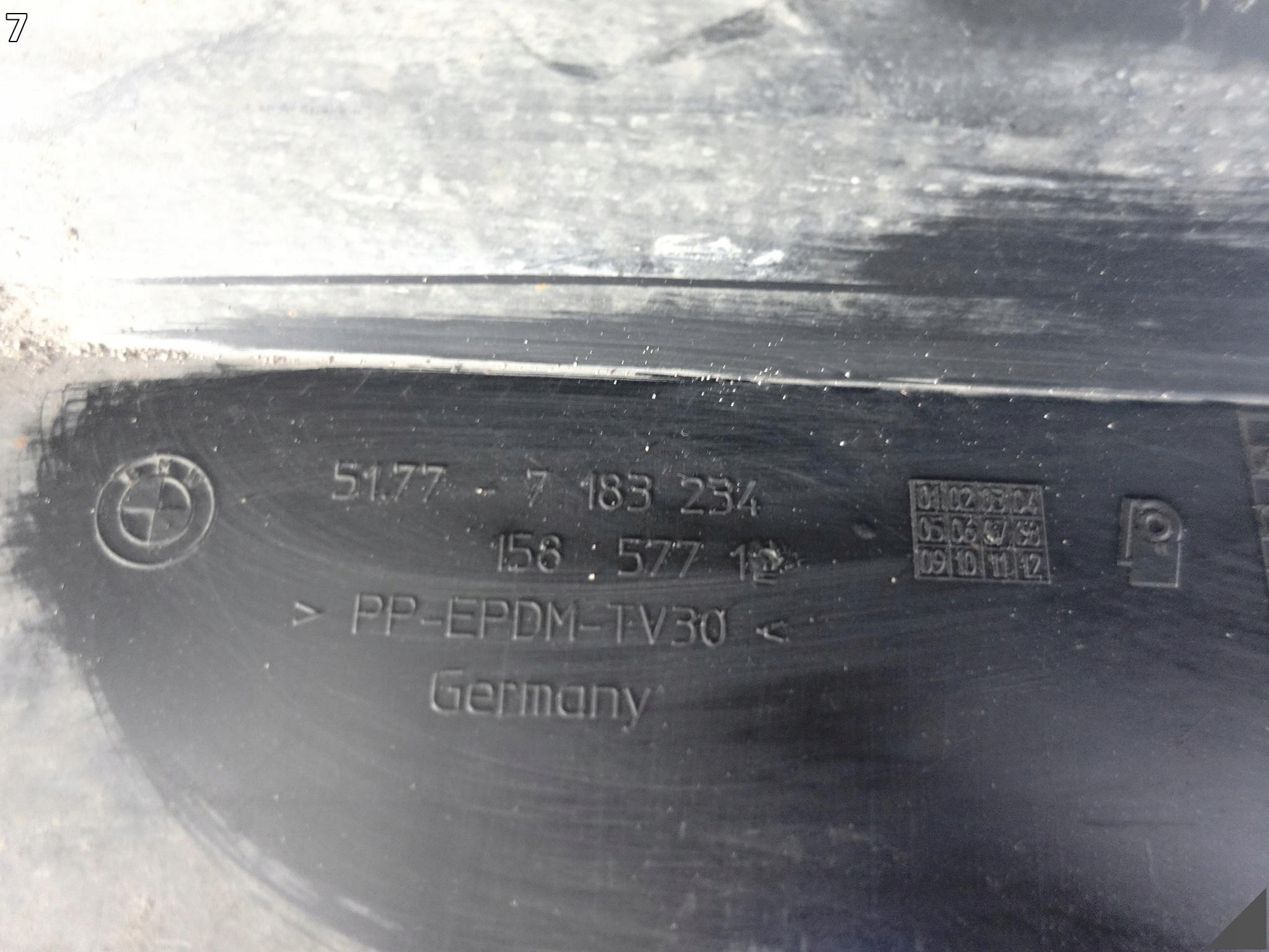 BMW E81 E82 E88 04-11 LCI LIFT threshold moulding cover cap threshold right