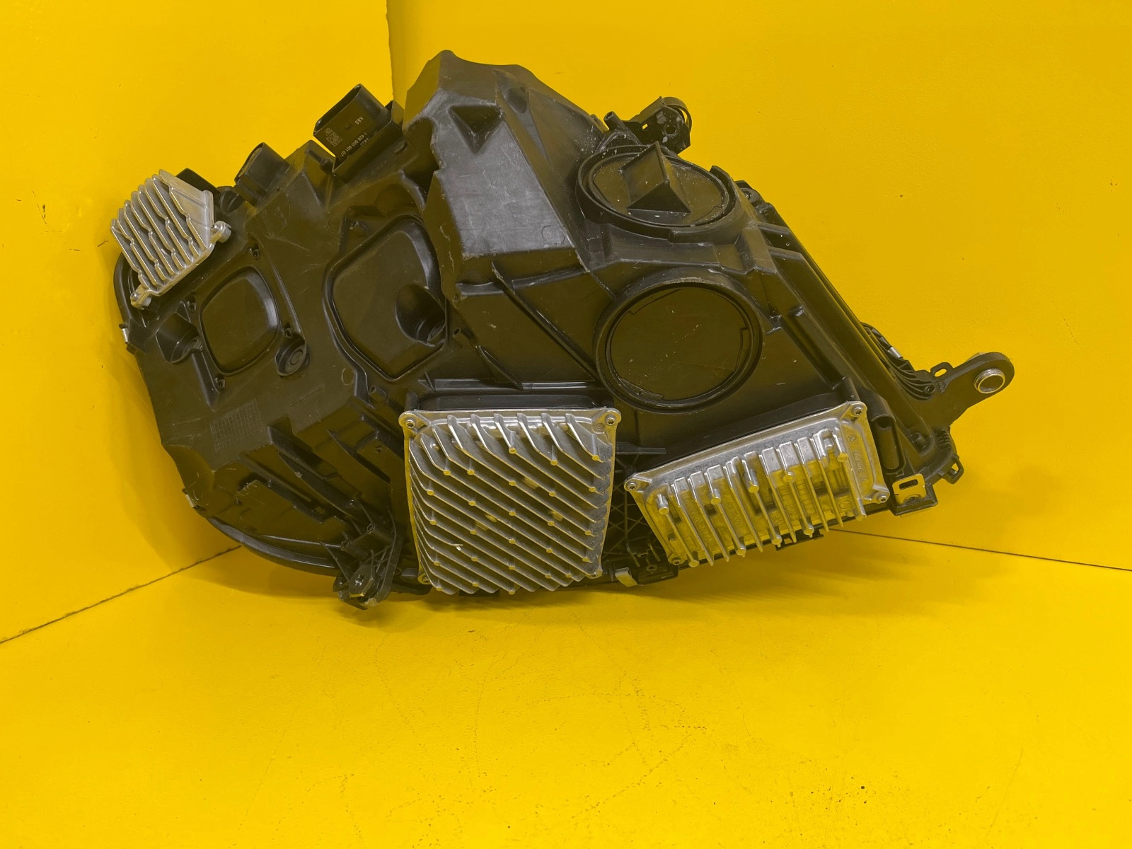 light left Mercedes S-Klasa W223 A2239062104