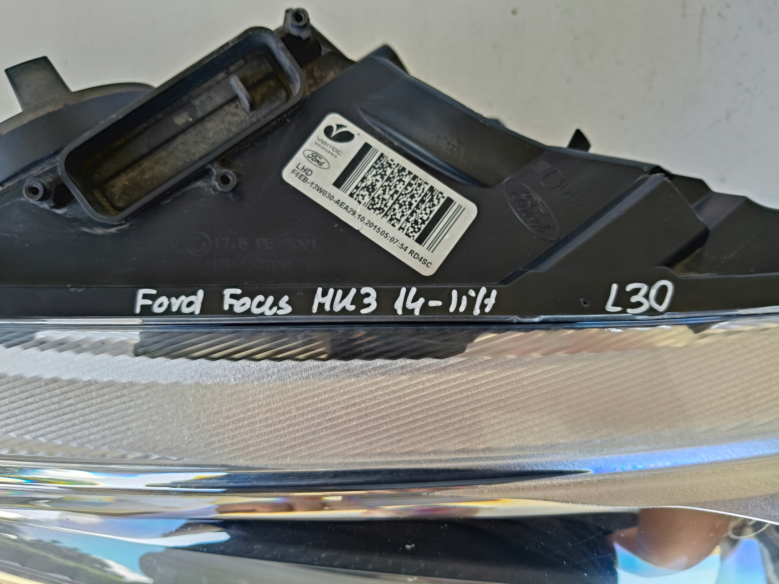 light left REFLEKTOR FORD FOCUS MK3 14- LIFT