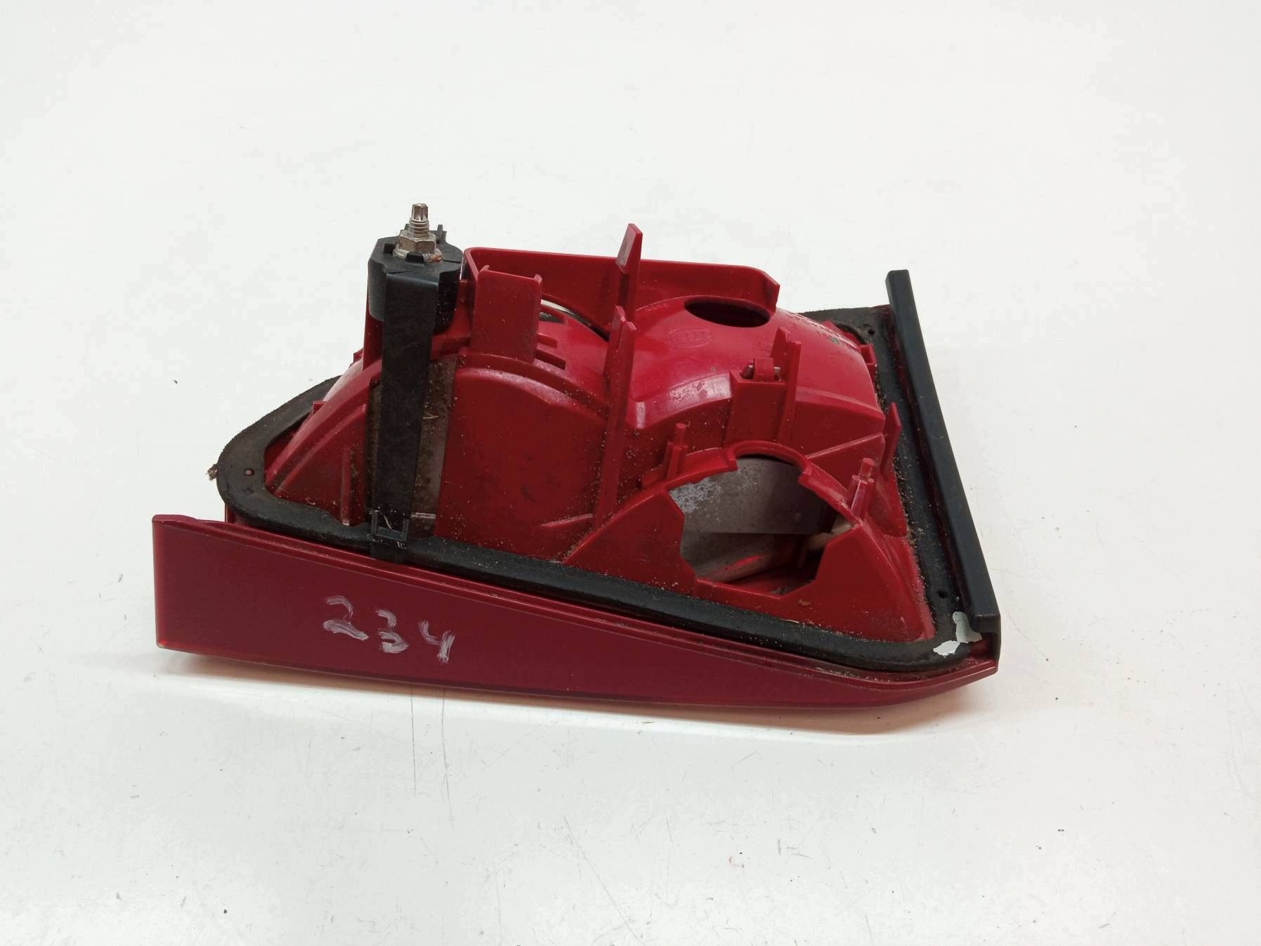 light rear part to the bonnet left sedan Audi A4 IV (2008-2015) B8