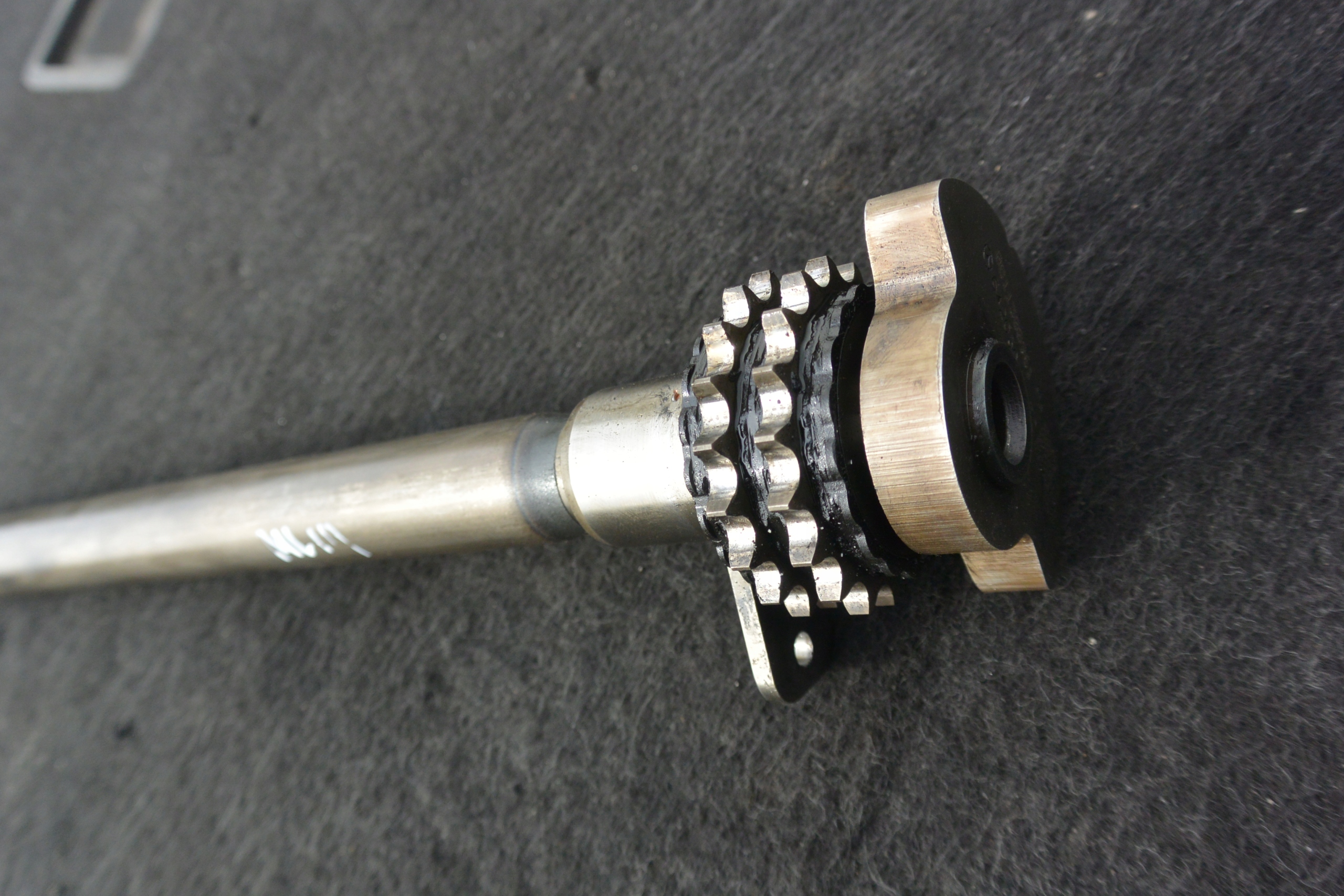 cam BALANSOWY 3.0 CDI V6 MERCEDES GL ML W164 642