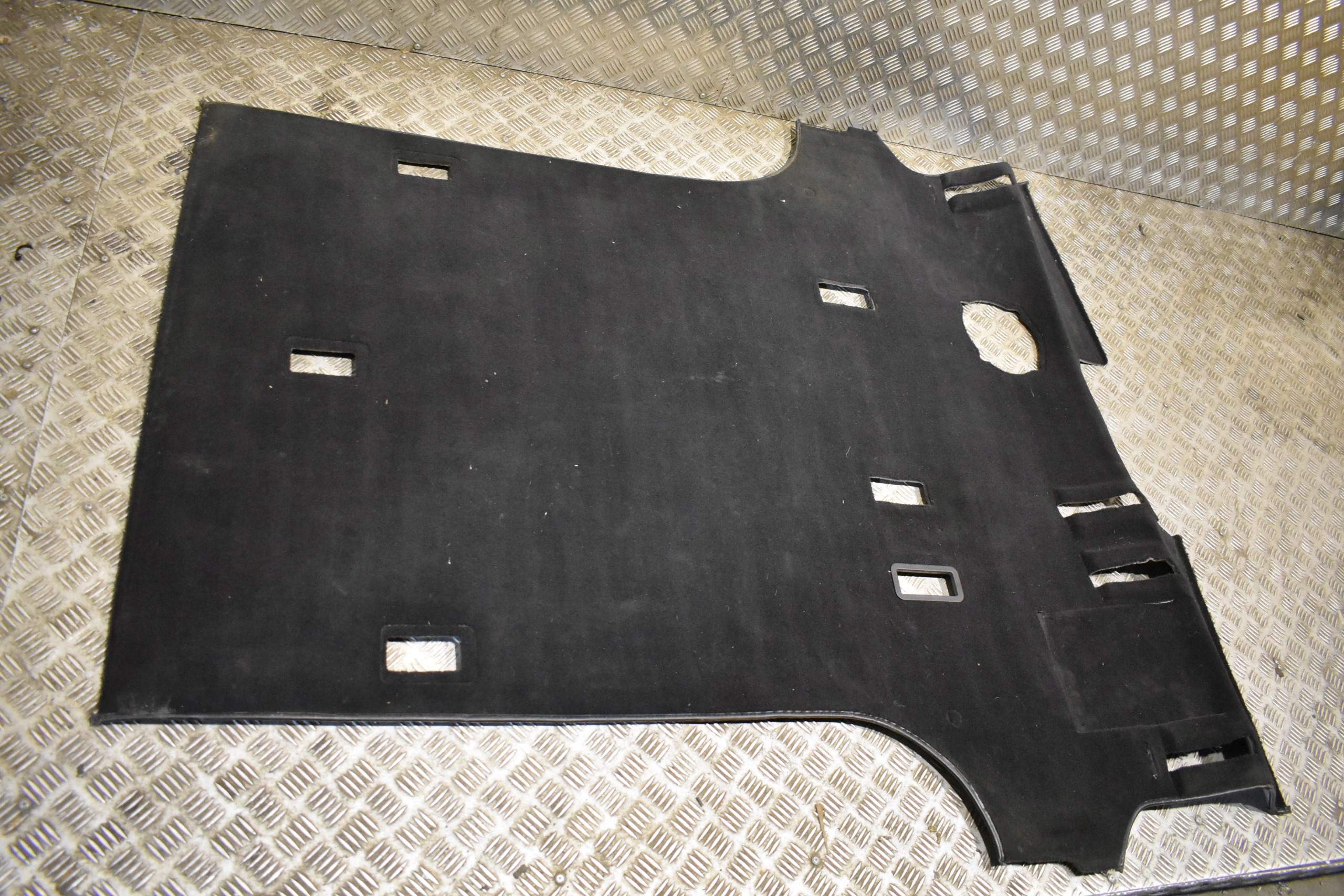 IDEALNY carpet mats MERCEDES W463 1