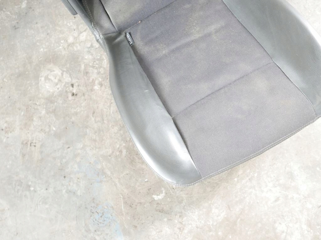 кресло левый задний renault SCENIC II 03-06