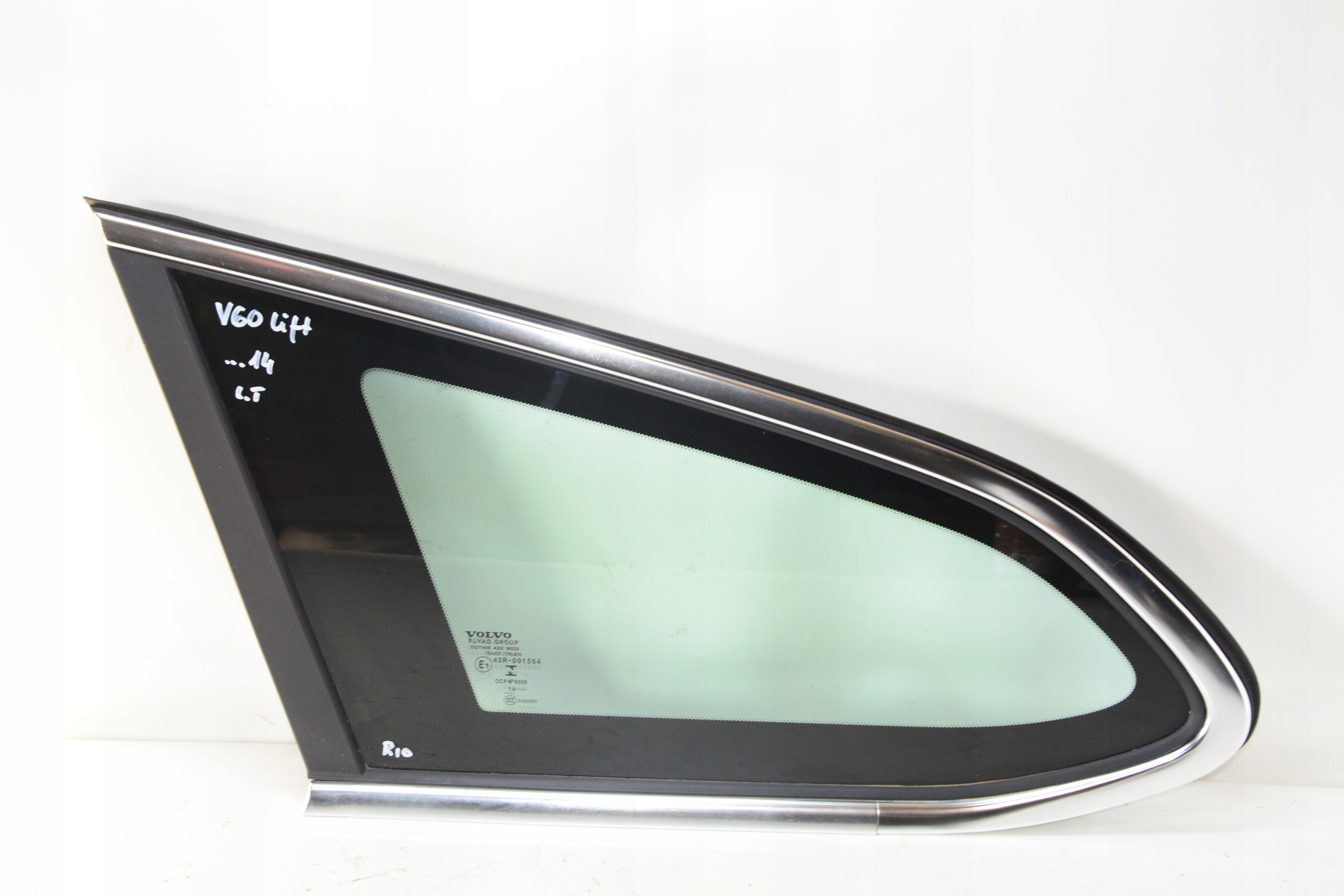 Стекло кузова заднее левое 31385424 VOLVO V60 FL