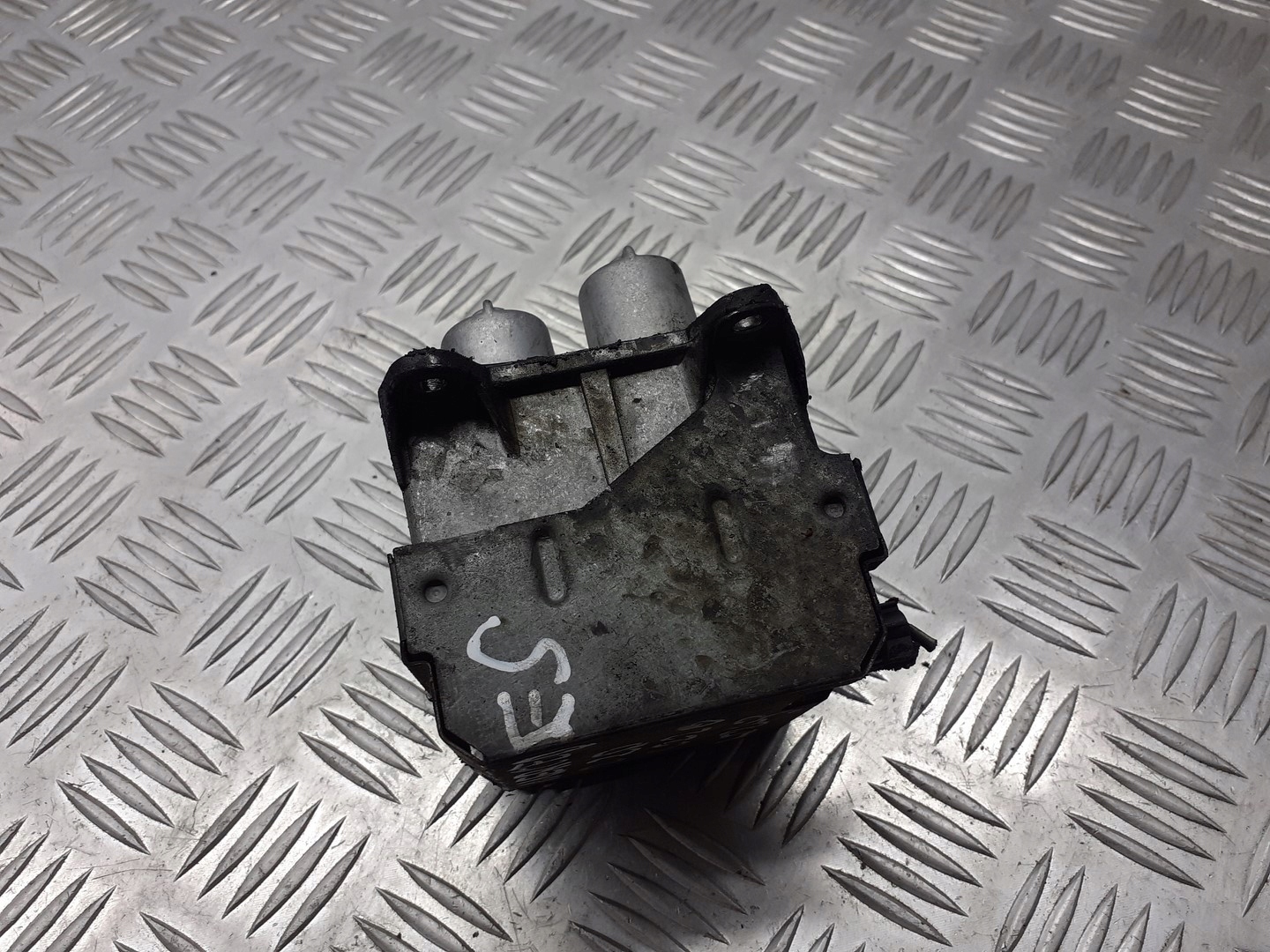 PODGRZEWACZ WODY MERCEDES W203 2.2 CDI Producent części Mercedes