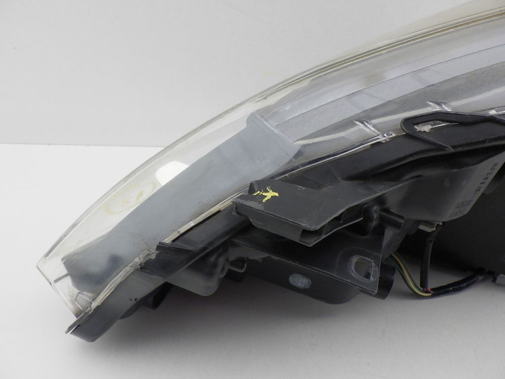 TOYOTA YARIS III LIFT LED 13- light right