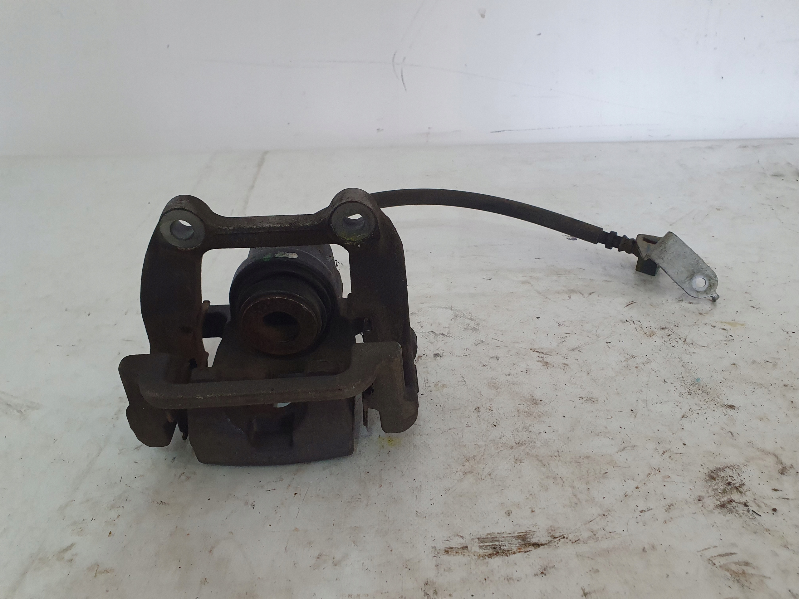 DODGE CHALLENGER 15- caliper brake left rear rear part