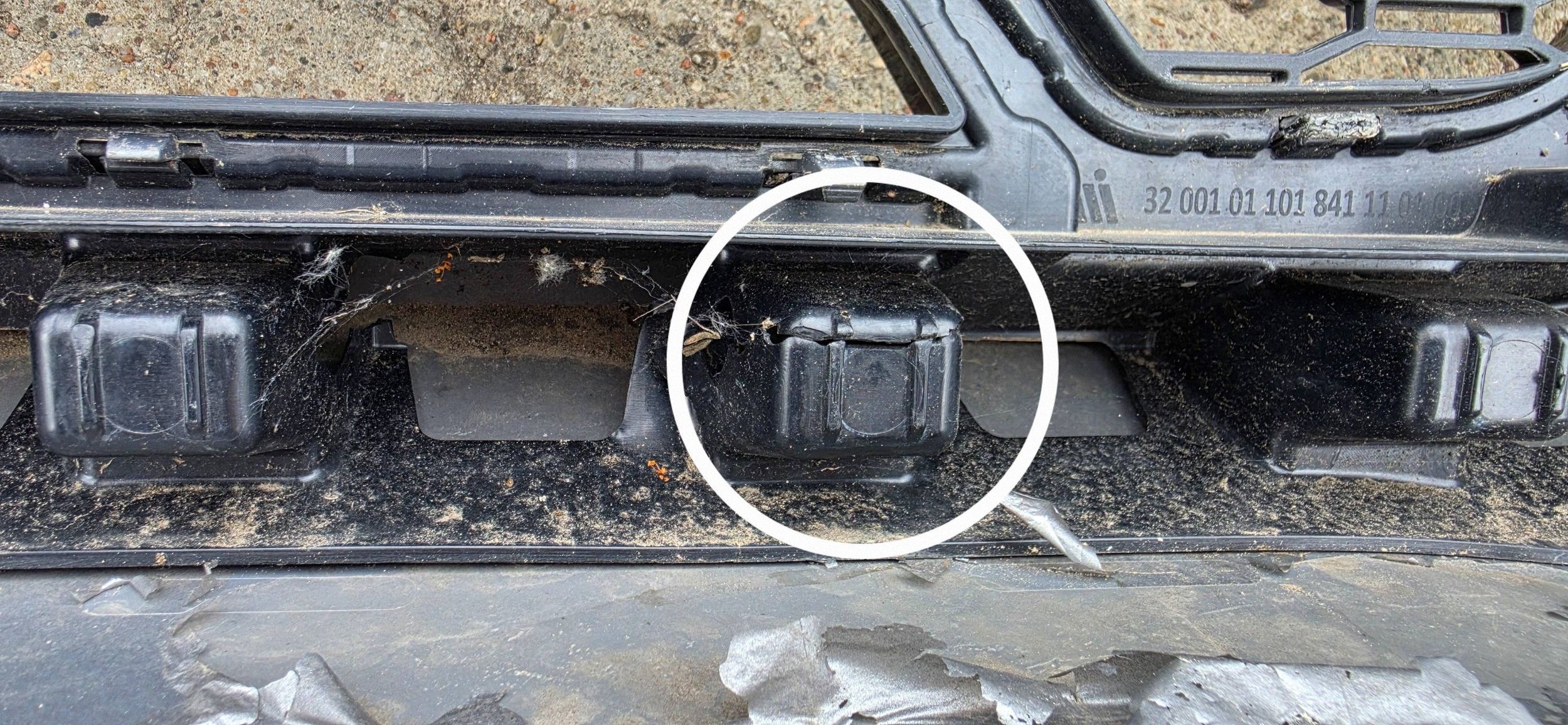 BMW iX1 U11 electric m-packet 9881907 front bumper