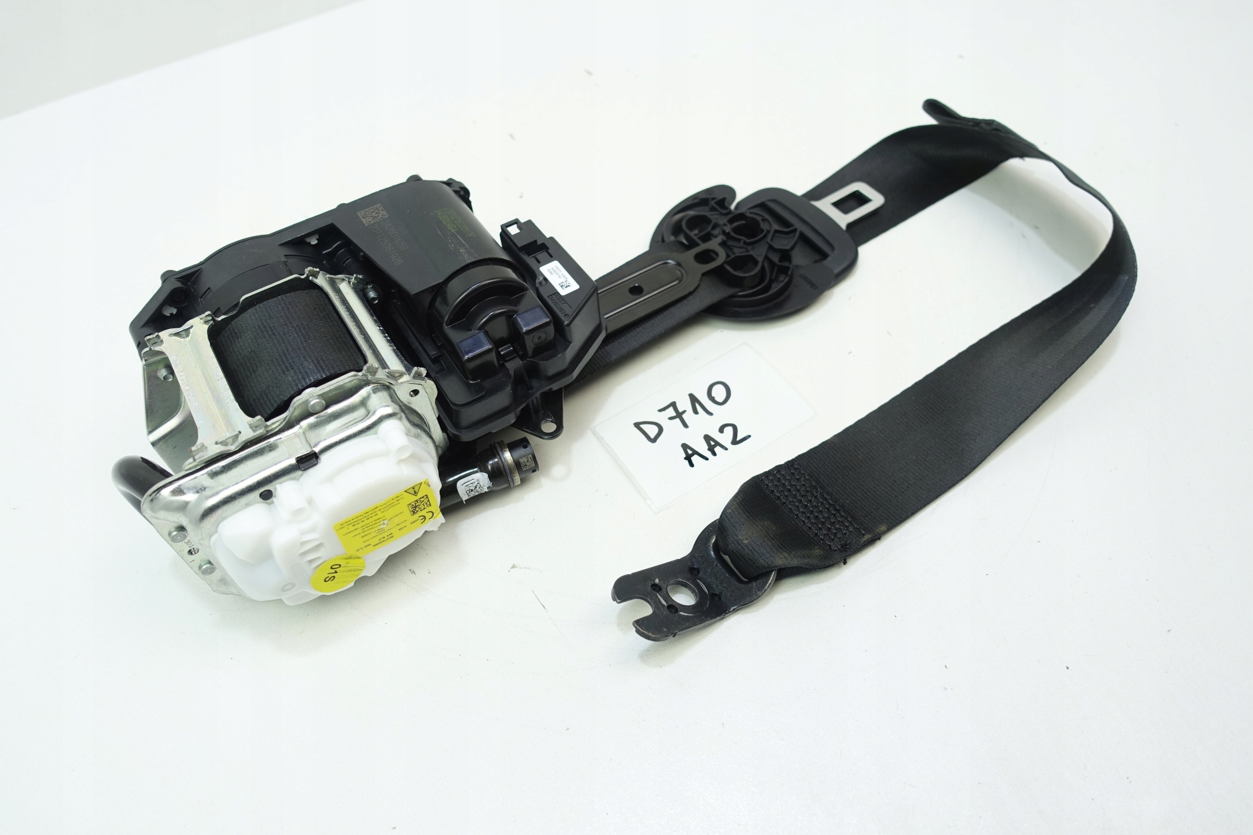 Gurten Sicherheits links vorne AUDI A3 8Y 20