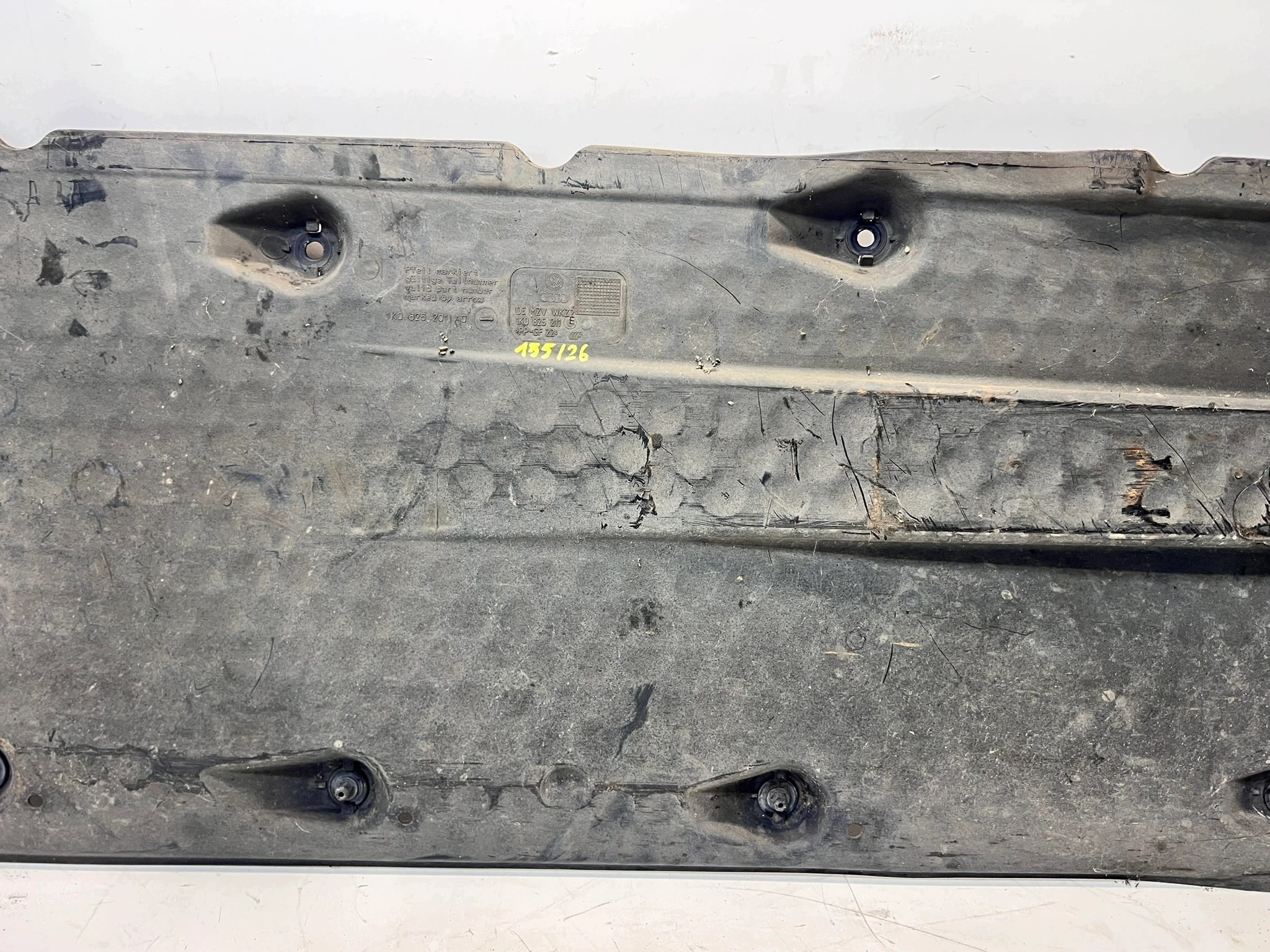cover chassis left AUDI A3 8P 1K0825211E 155/26
