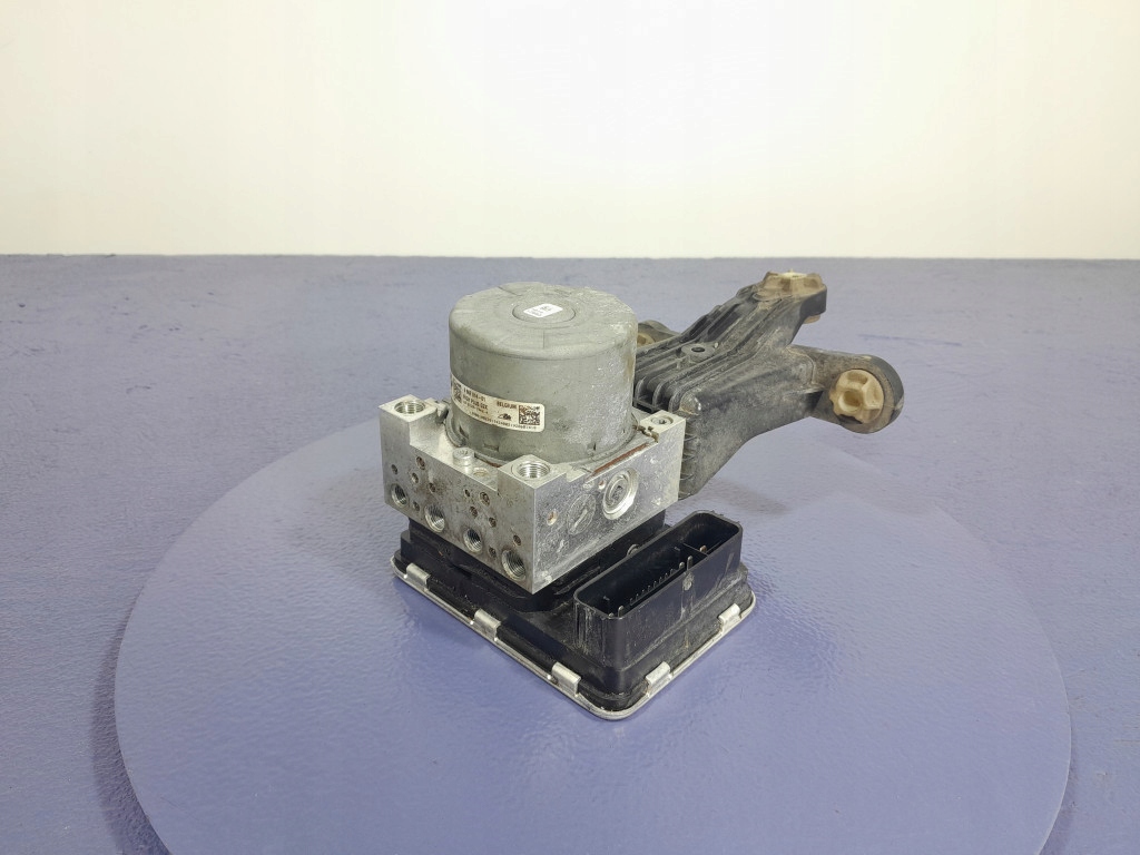BMW 3 G20 G21 насос ABS 6862014 6862017