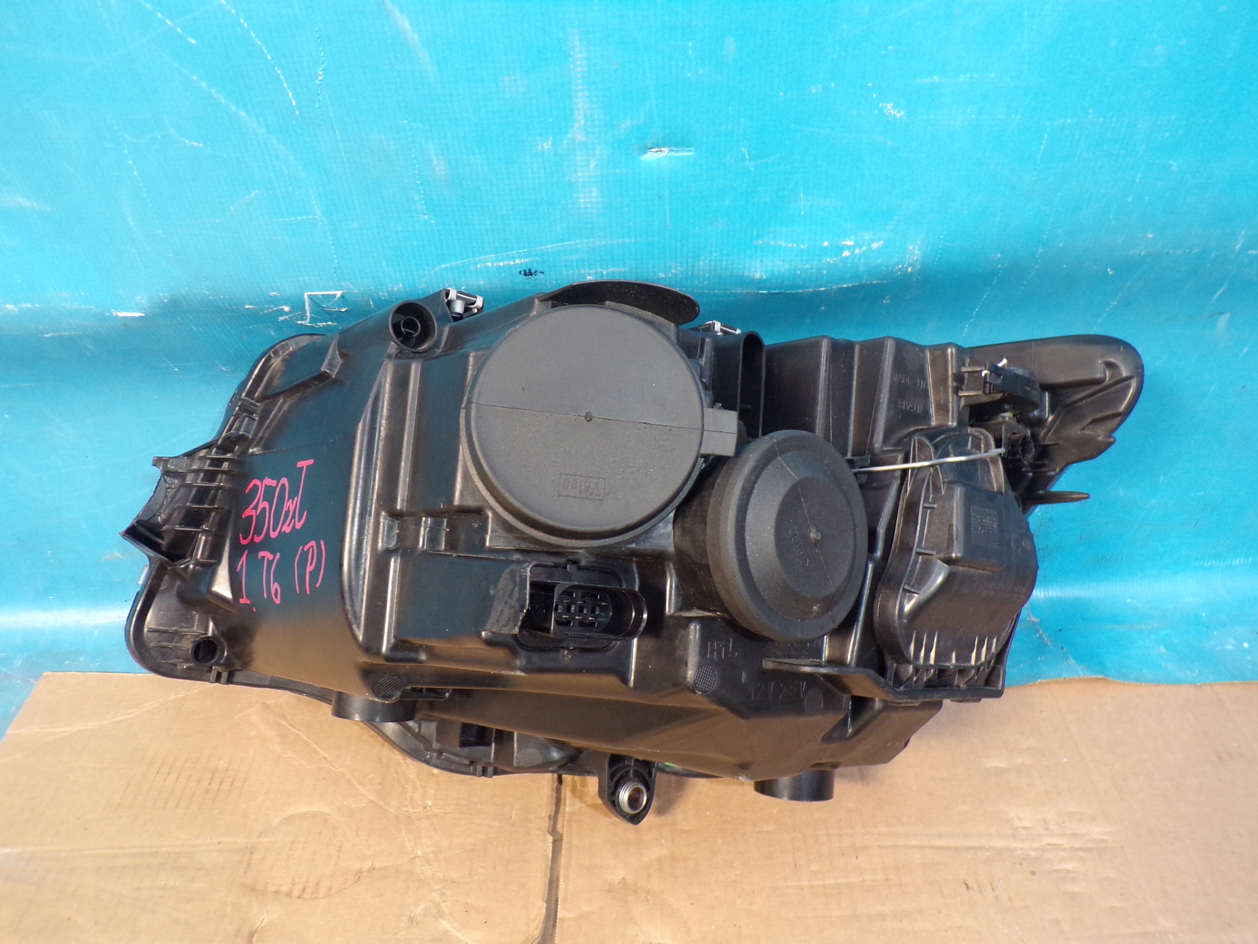 VW T6.1 LIFT TRANSPORTER reflektor right light right front