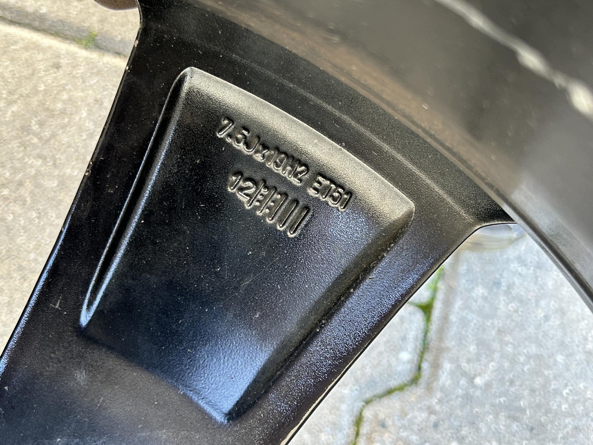 disk hliníkový disk 19 VOLKSWAGEN GOLF VI 2008-2012 5K0601025AB