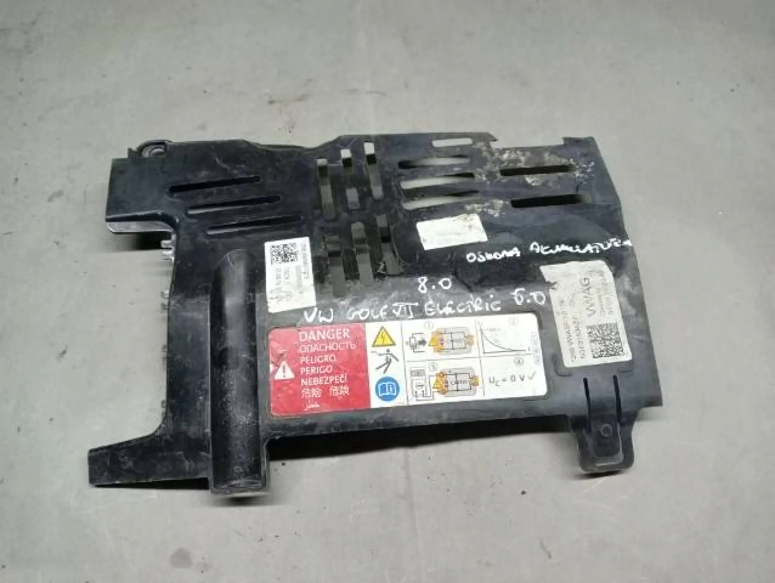M19 VW E GOLF 7 VII 5GE915340 крышка модуля привода
