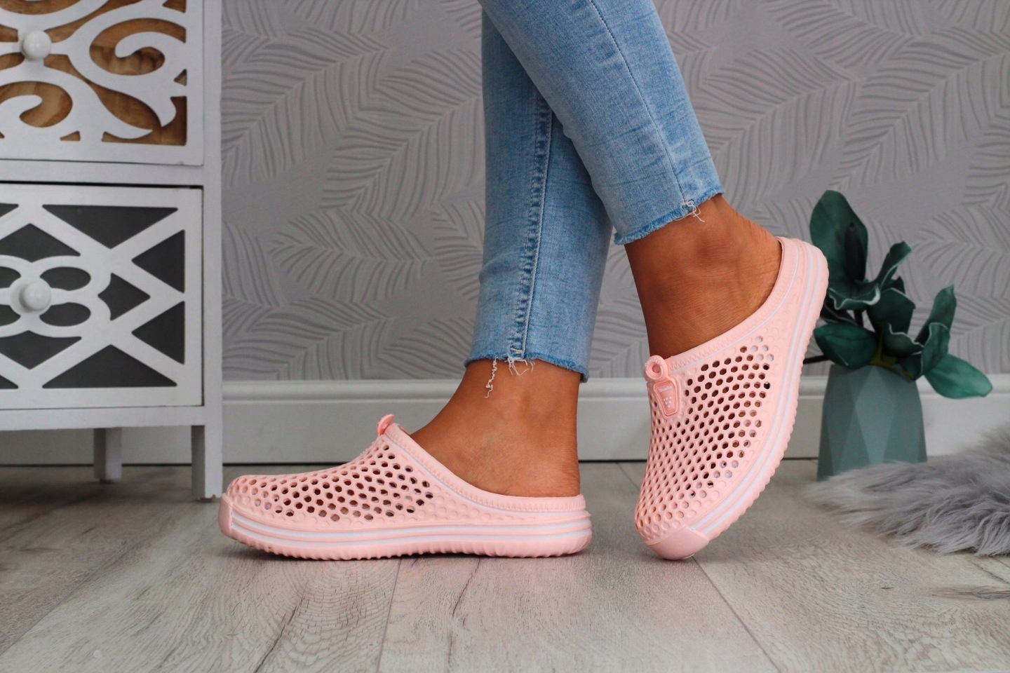 DAMSKIE KLAPKI LEKKIE BUTY PIANKOWE CHODAKI Kolor wielokolorowy