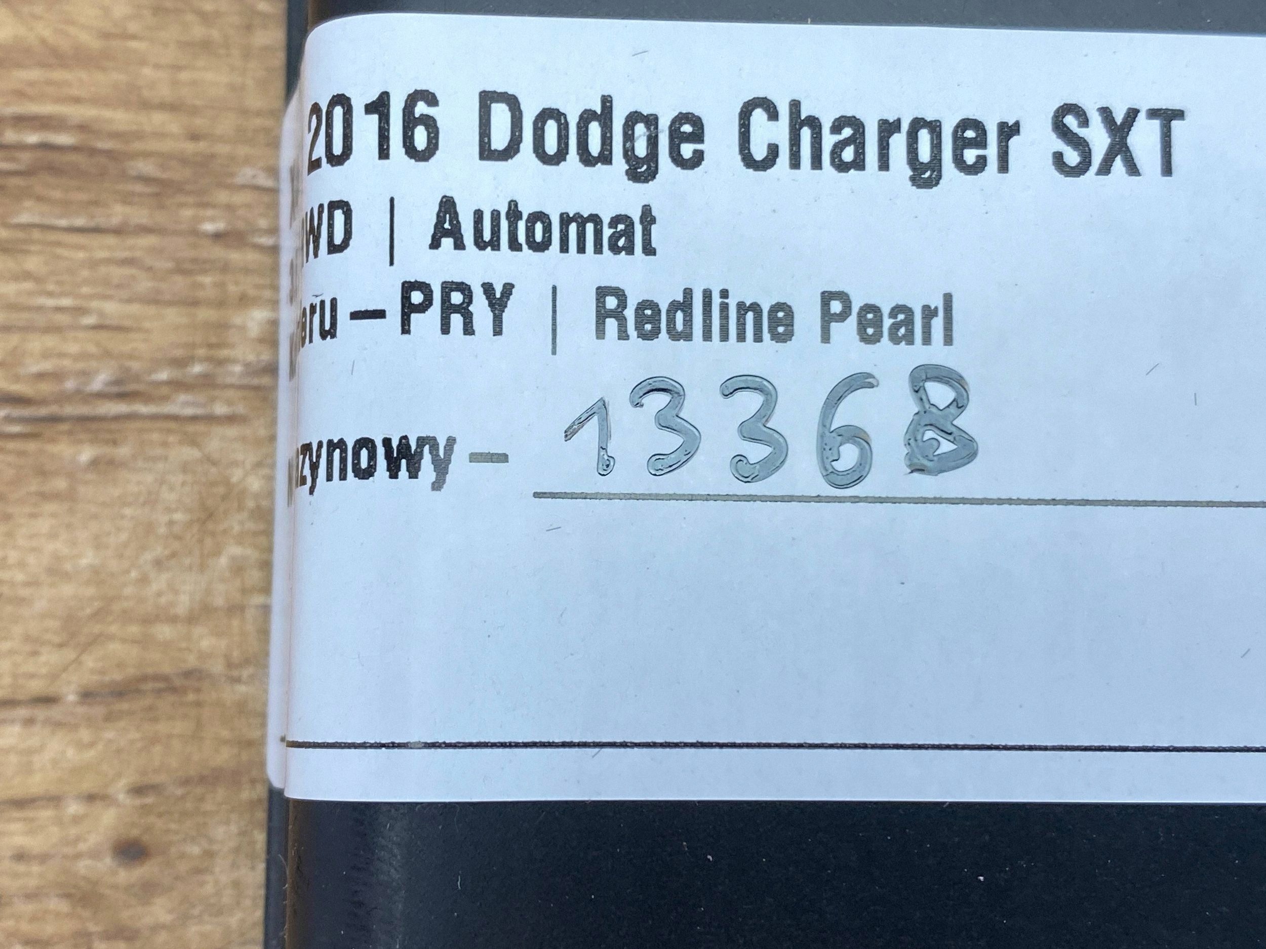 Mata do Handschuhfach Dodge Charger 2015+