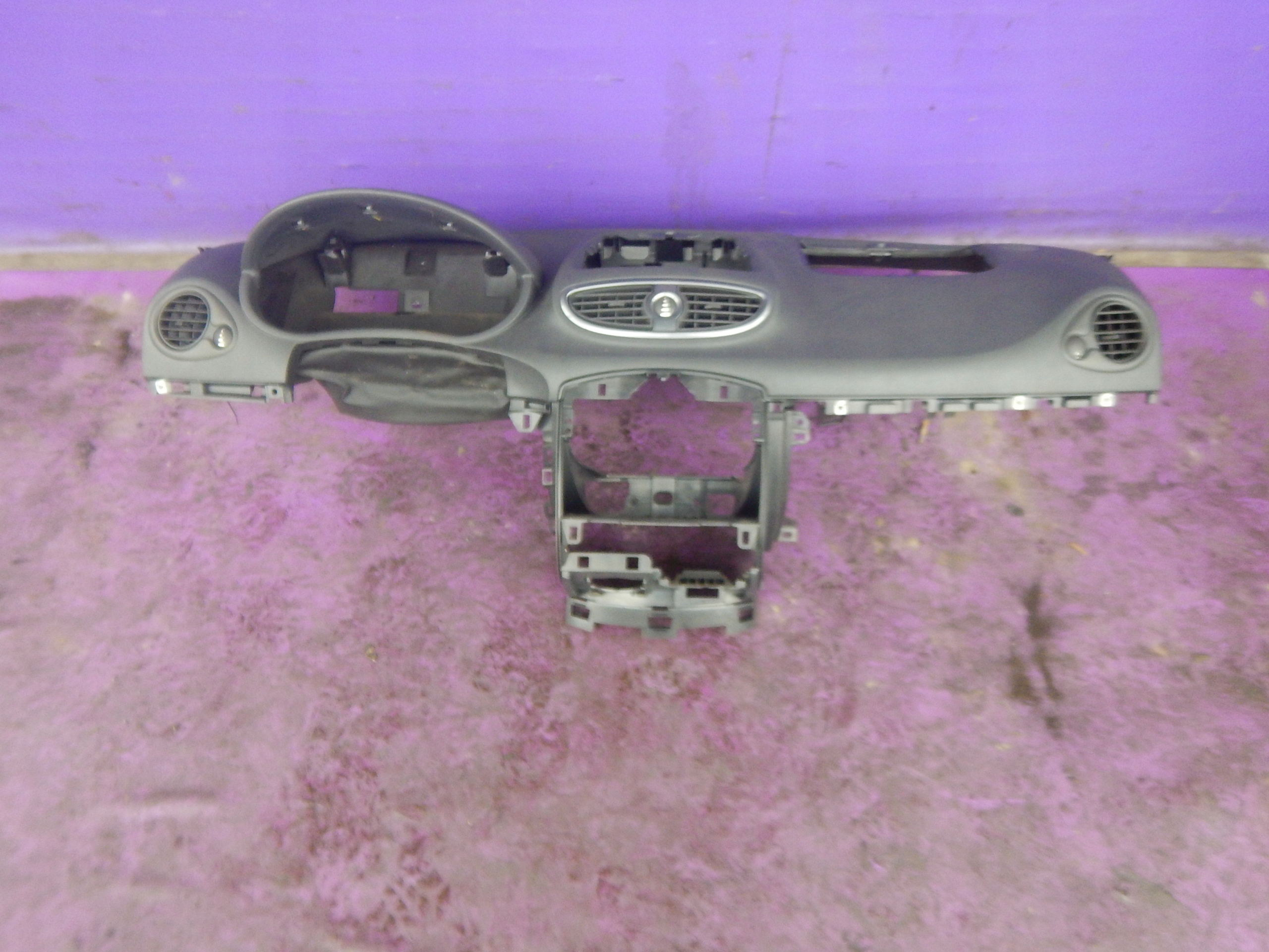 RENAULT CLIO III 05-09 ПРИЛАДОВА ПАНЕЛЬ КАБІНА