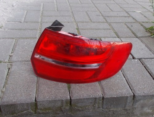 AUDI A3 SPORTBACK LIFT 8P 08-13 PRAWA TYLNA LAMPA LED ORYGINAŁ