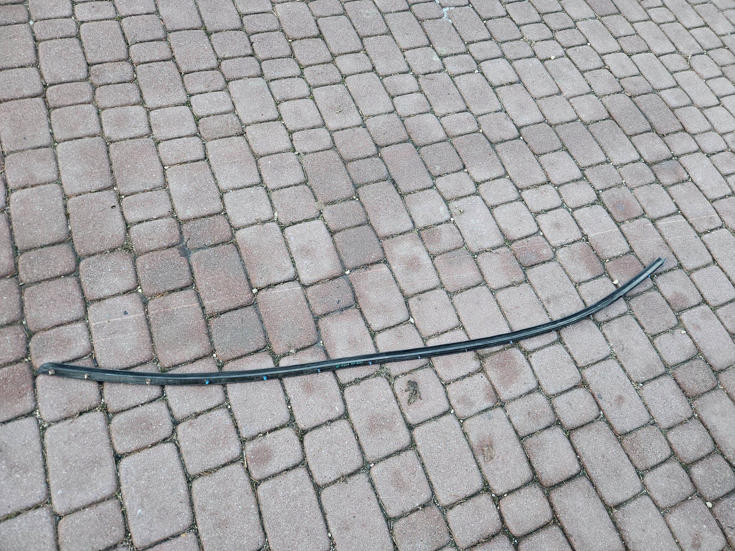 gasket threshold right HB Hatchback Opel Insignia B 13463939
