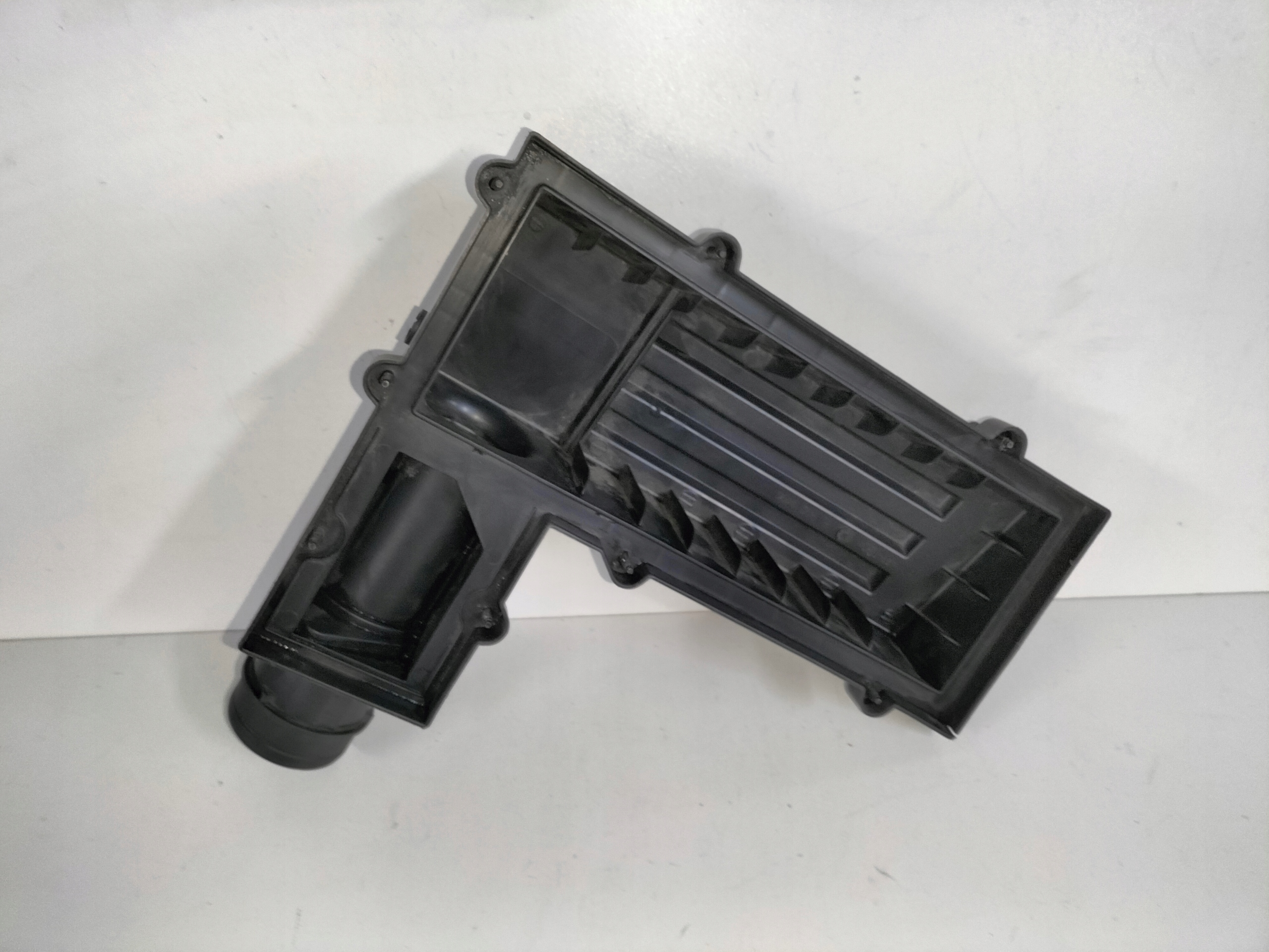 Gehäuse filter luft oben VW PASSAT B6 05- GOLF VI OCTAVIA III