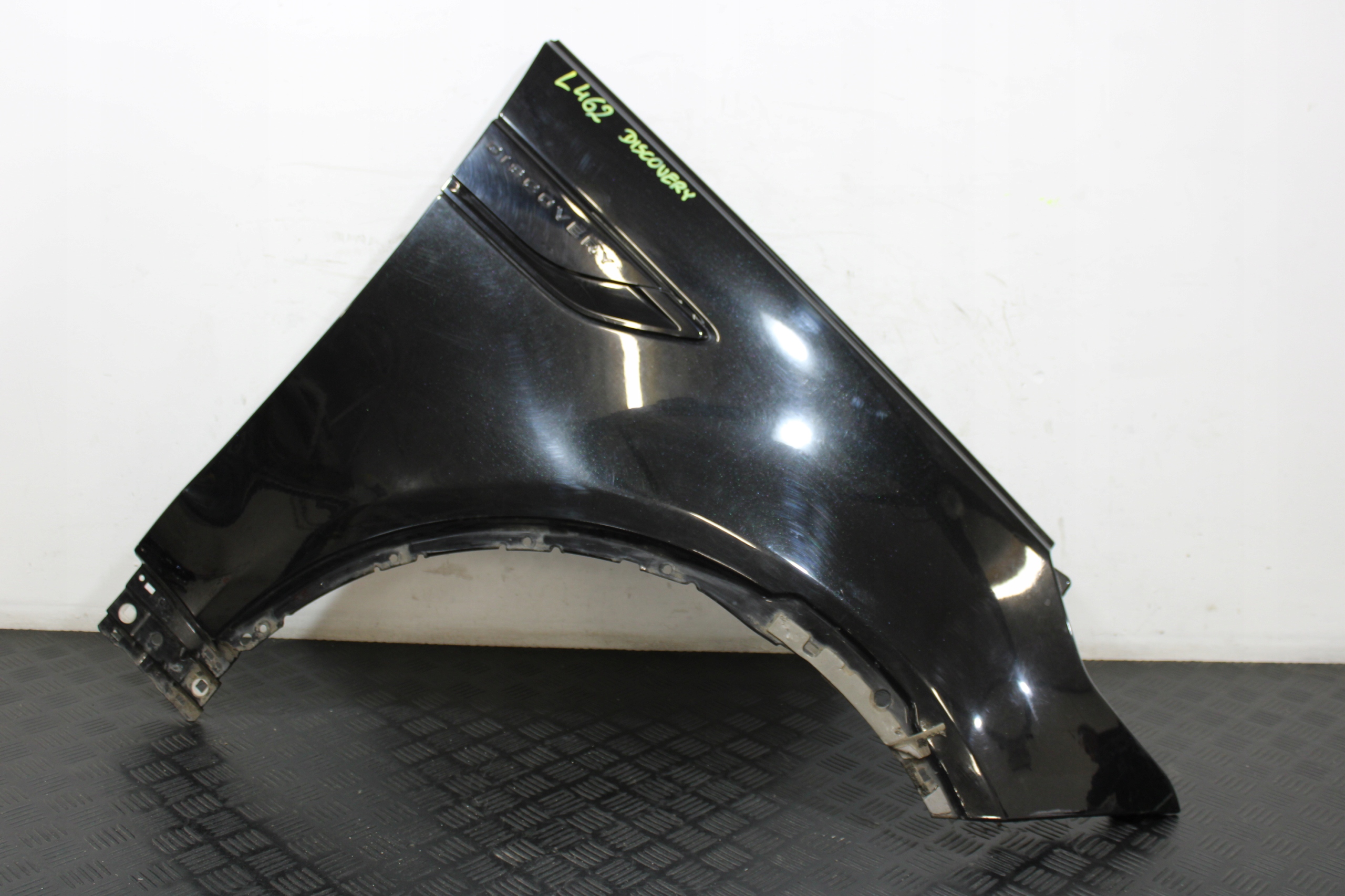 fender right front right front LAND ROVER DISCOVERY V 5 L462