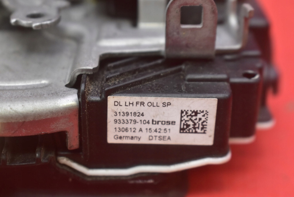 lock door left front front EU 31391824 VOLVO V40 2 II 12-16