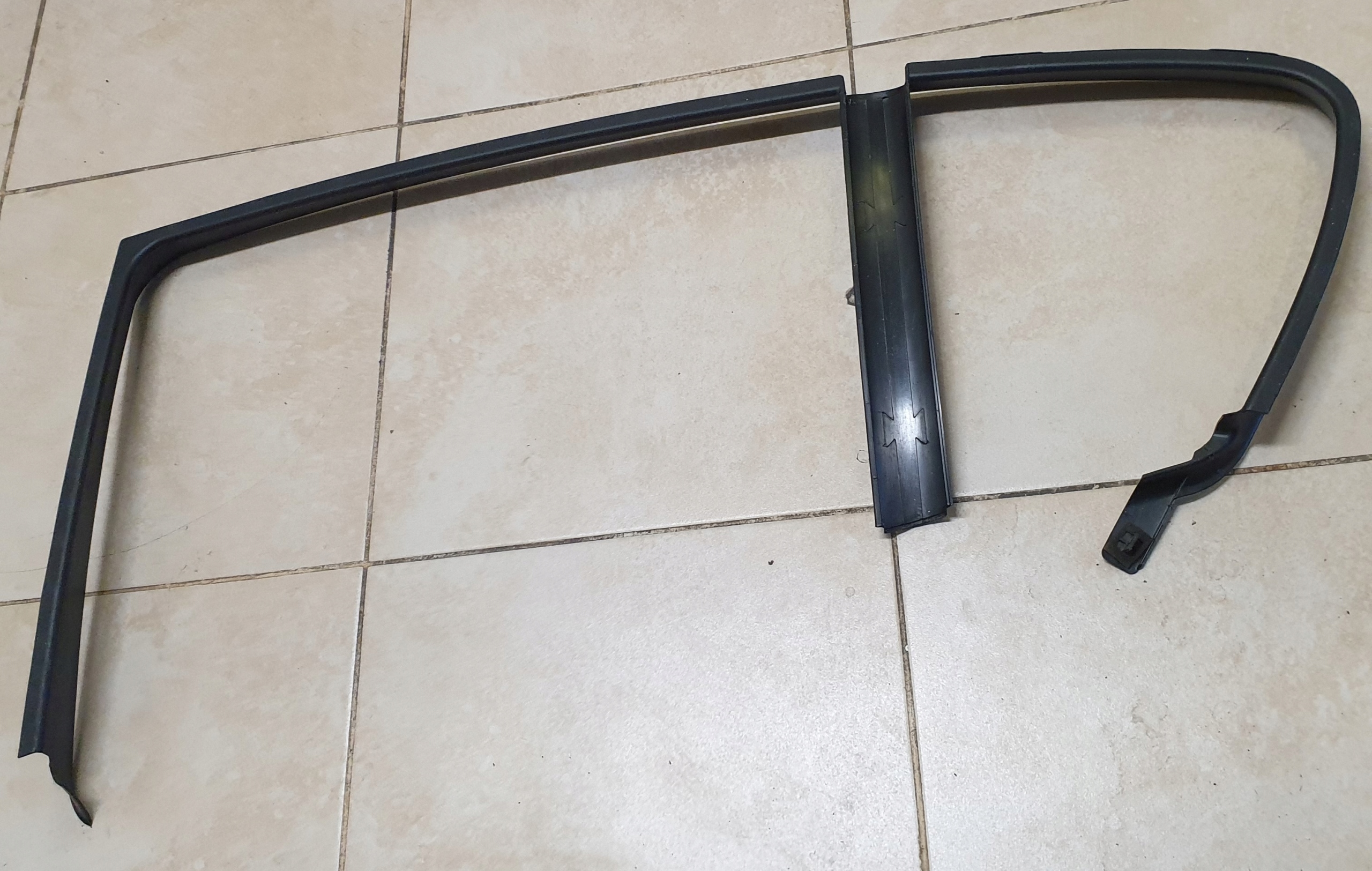 moulding frame cover inner door left rear part BMW 1 E87 OE