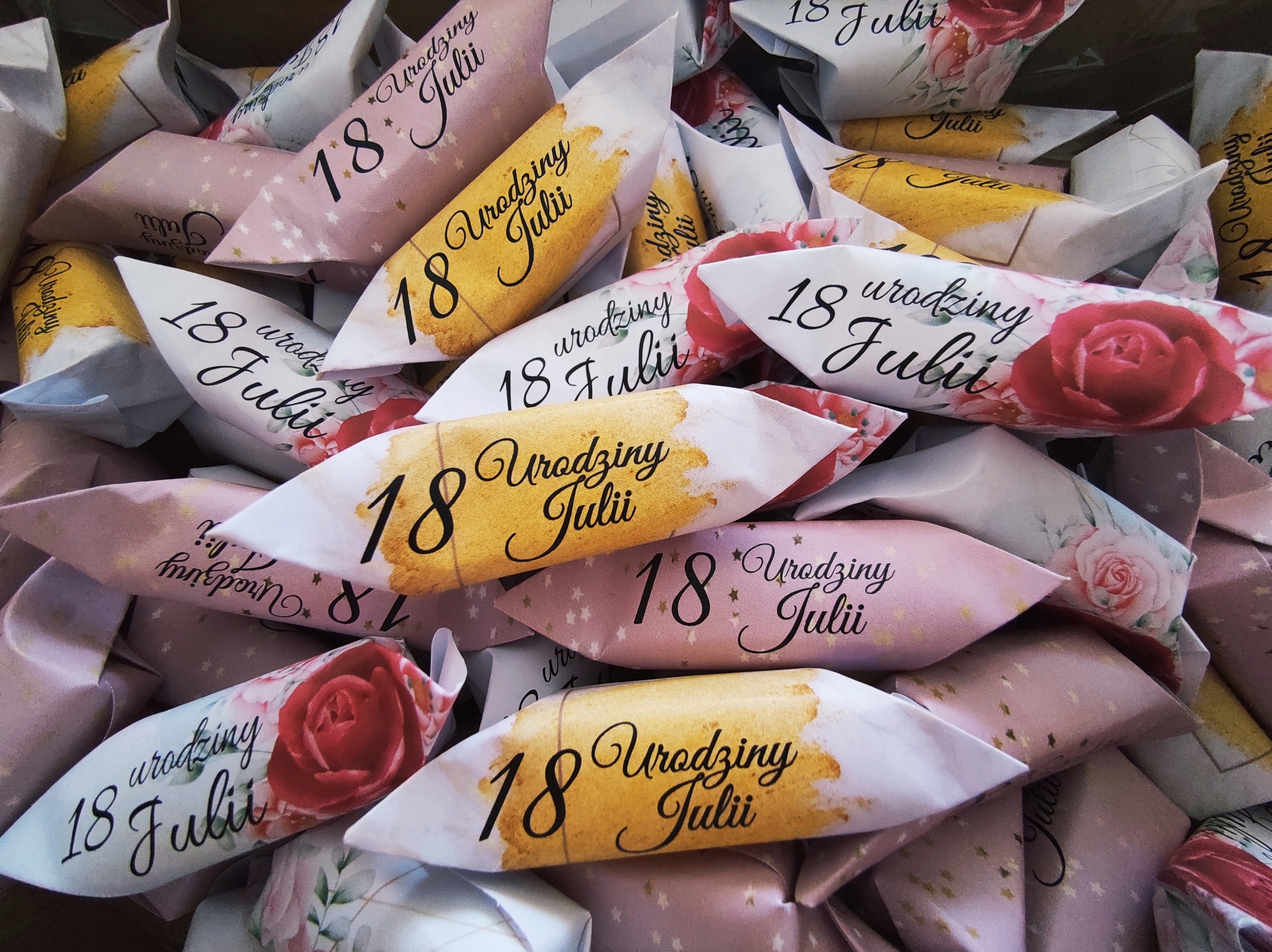 KRÓWKI cukierki Halloween Straszne 1 kg szybko hit Marka bez marki