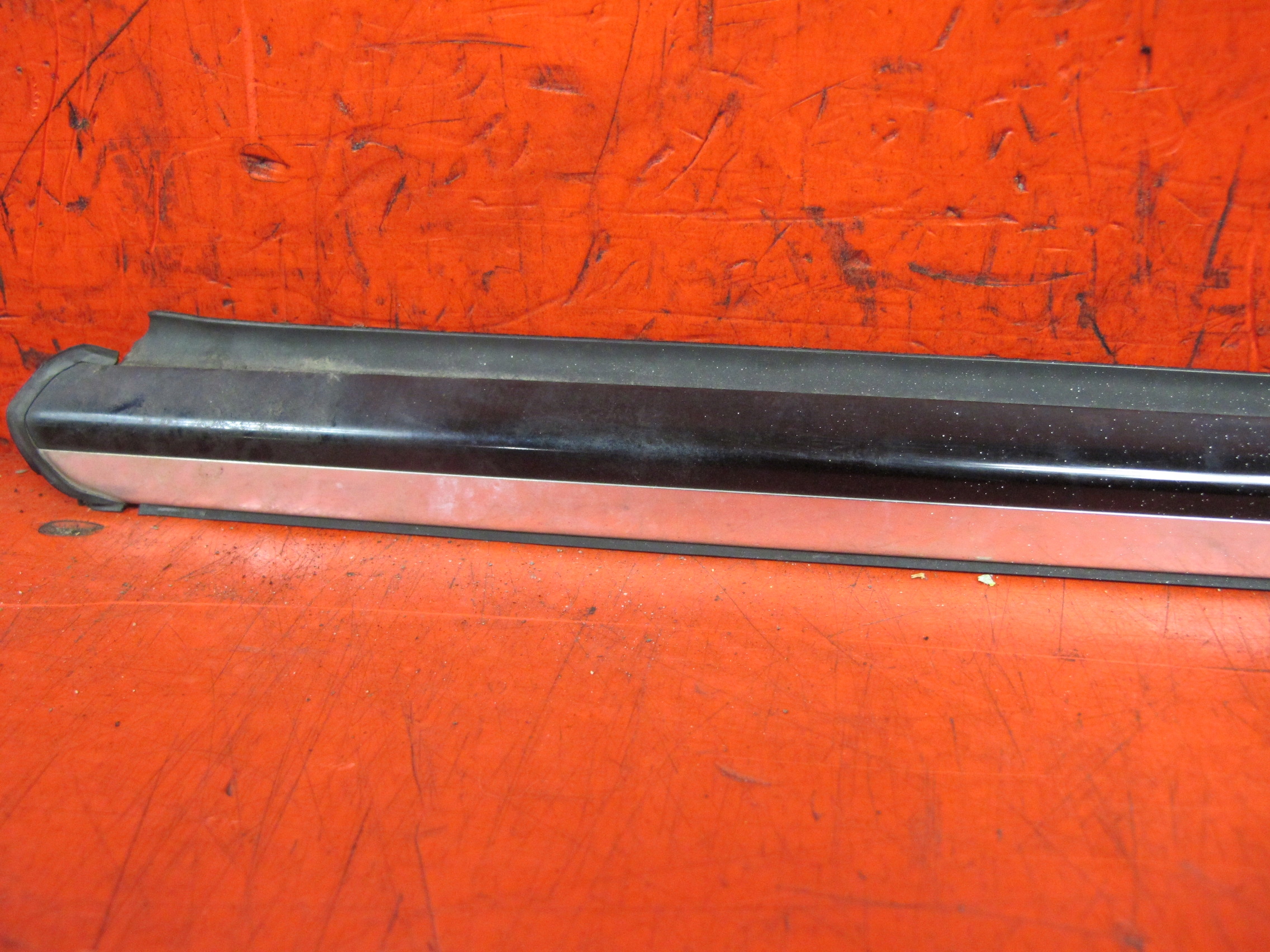 MERCEDES W220 S-KLAS moulding dust left front