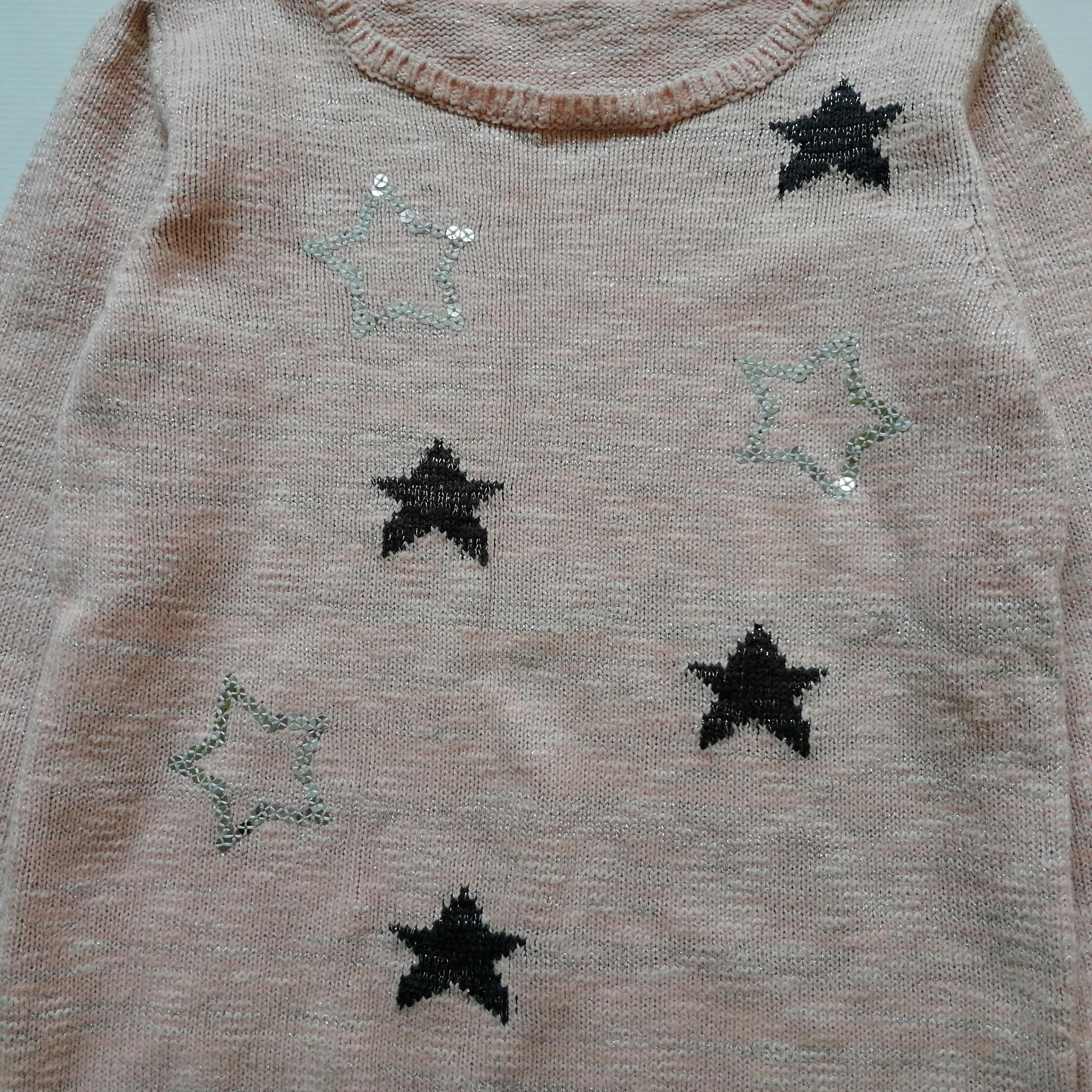 SWETEREK CEKINY GWIAZDKI r.116-122 wyprzedaż Rozmiar (new) 122 (117 - 122 cm)