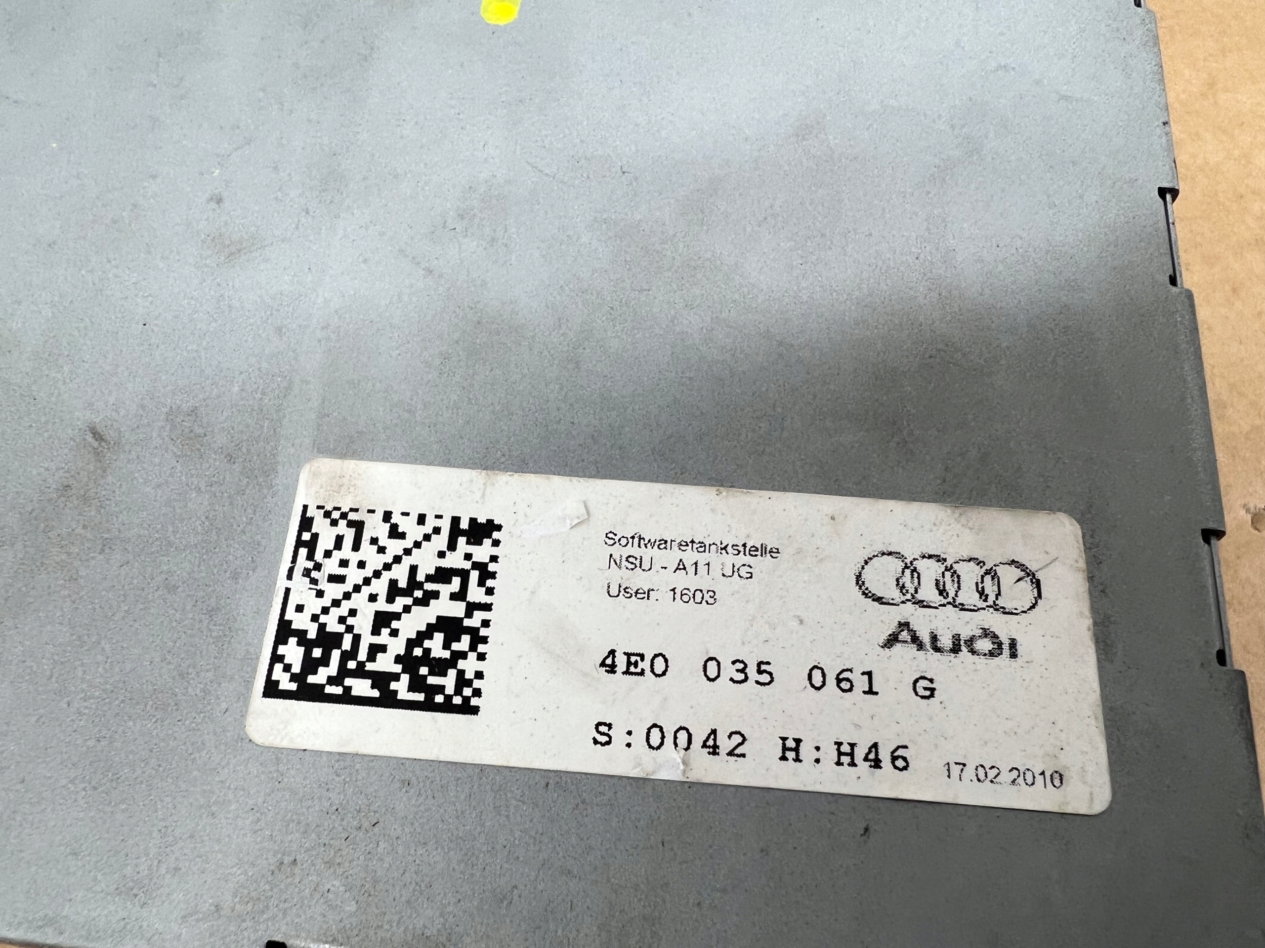 Audi A8 D4 tuner radio 4E0035061F