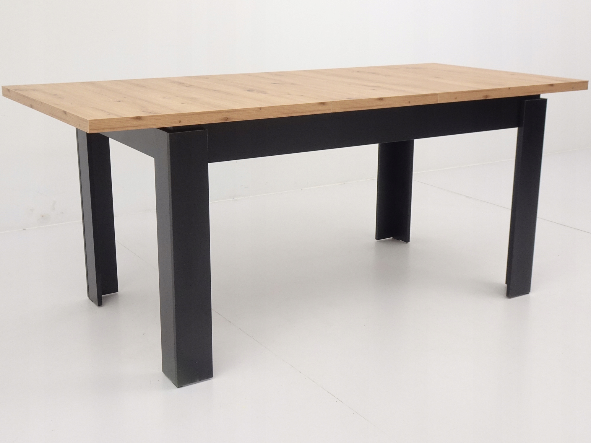 4 KRZESŁA DO JADALNI SALONU rozkładany stół 80x120 Kolor obicia czarny