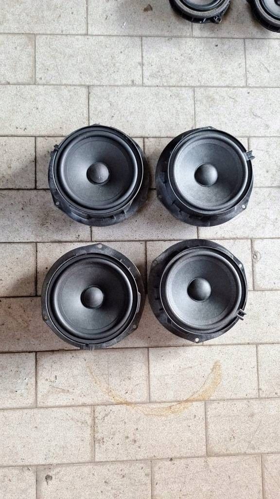running board audio speakers komplet Renault Megane V E-Tech 281449368R