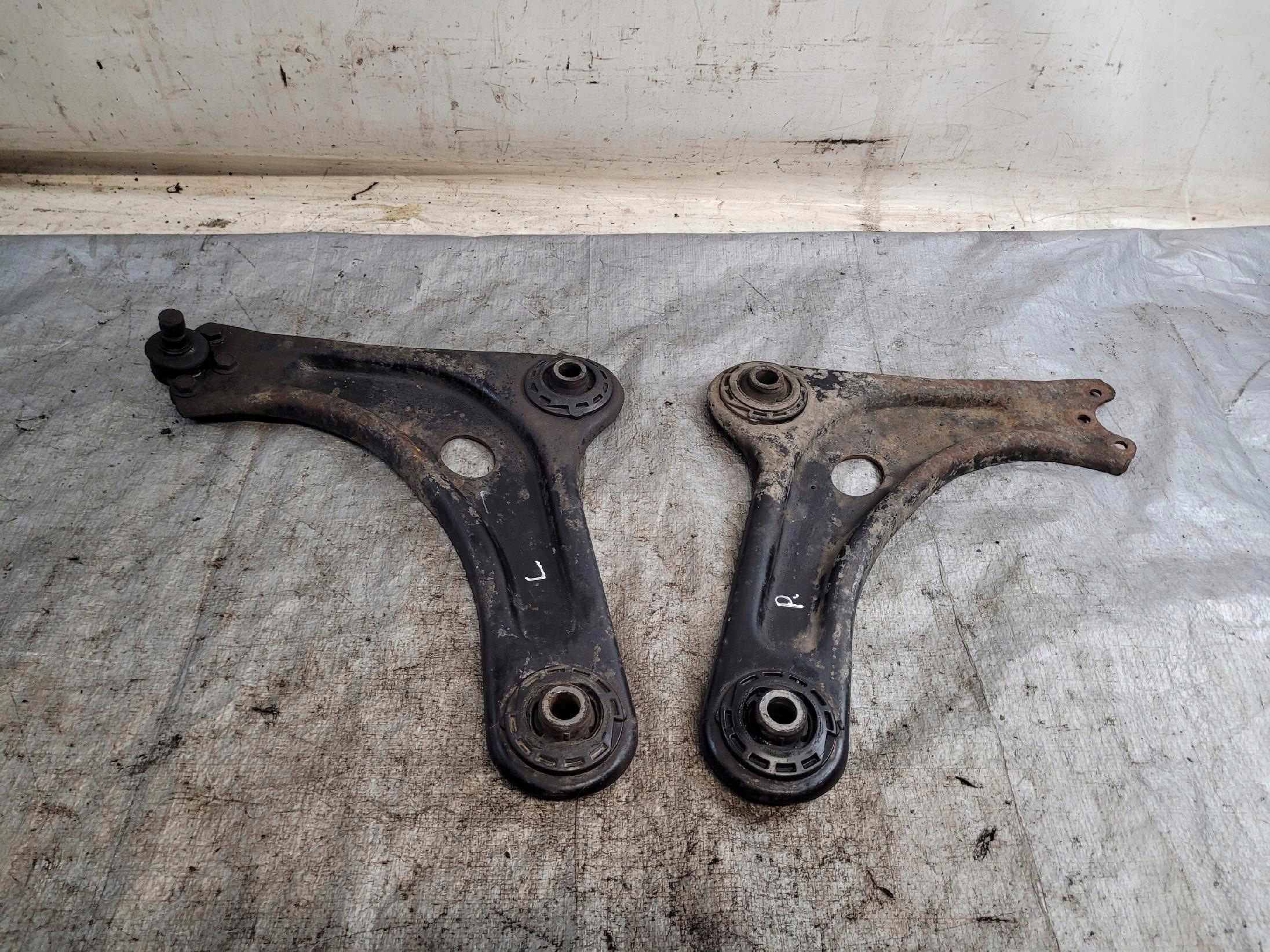 Querlenker Querlenker L+P CITROEN C3 und 02r. 1.4HDI