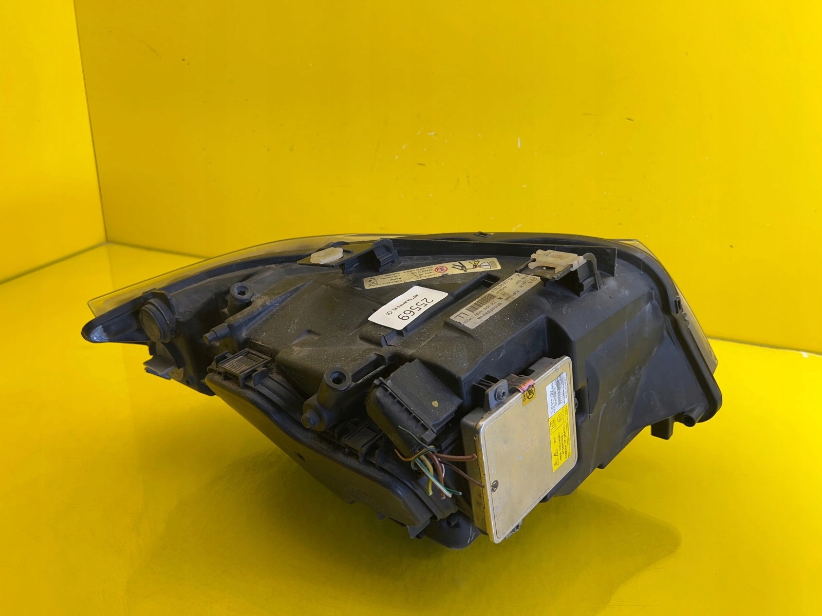 light left right BMW 3 E90 E91 Xenon positioning 6942743