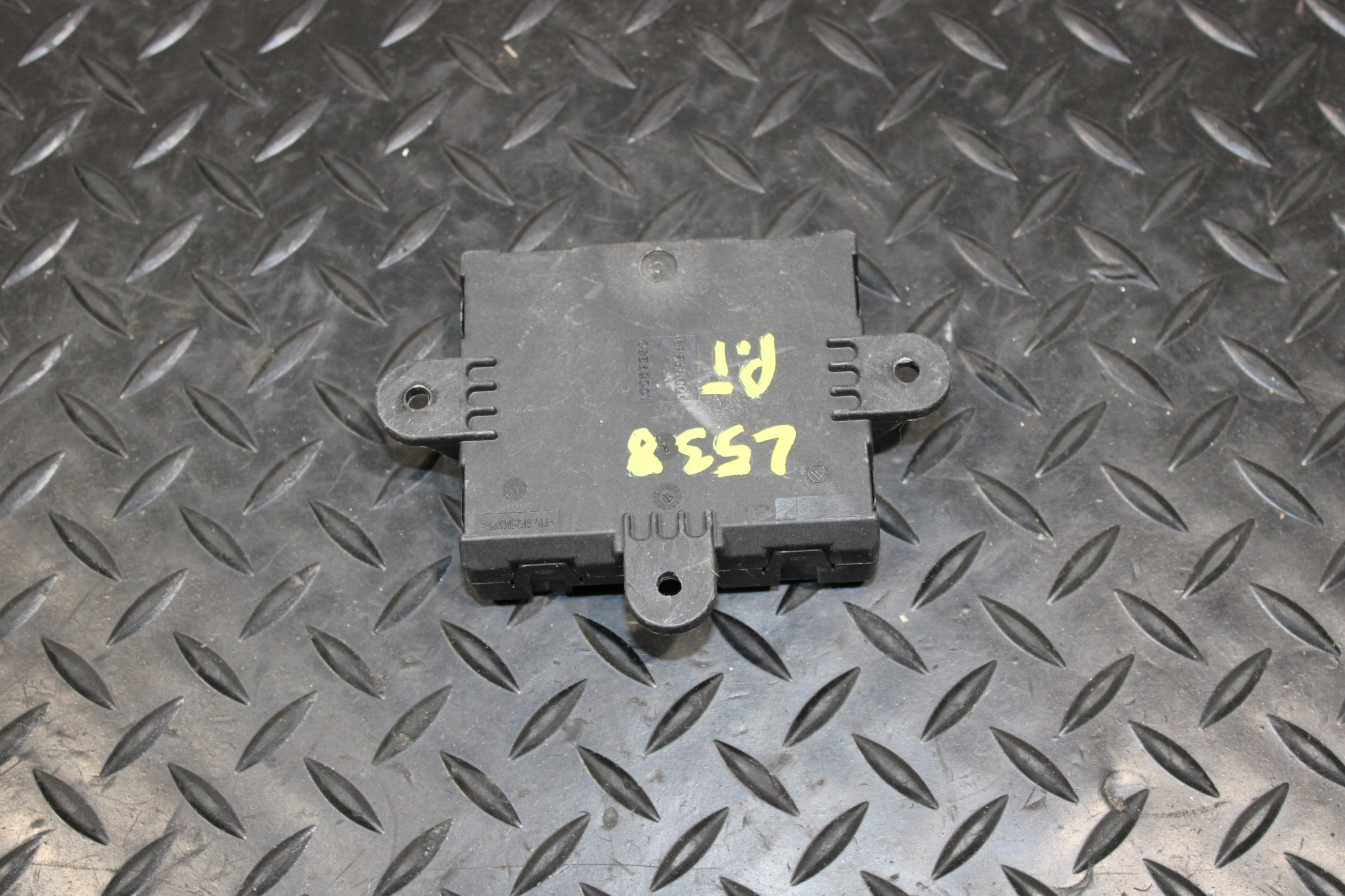 module control unit door right rear part LAND ROVER EVOQUE L538 EJ32-14D620-AB