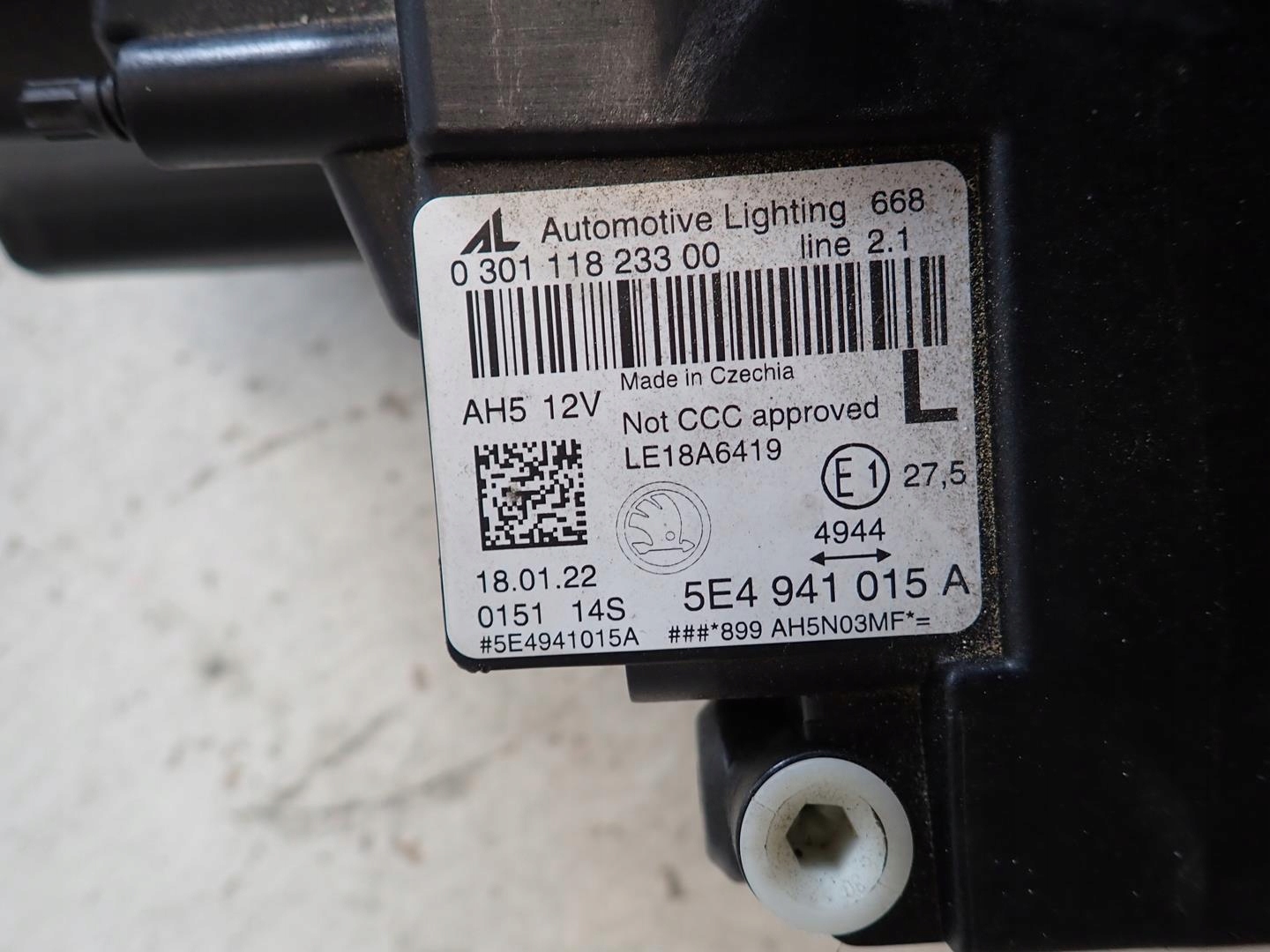 light front front left SKODA OCTAVIA IV 2020- FULL LED 5E4941015A