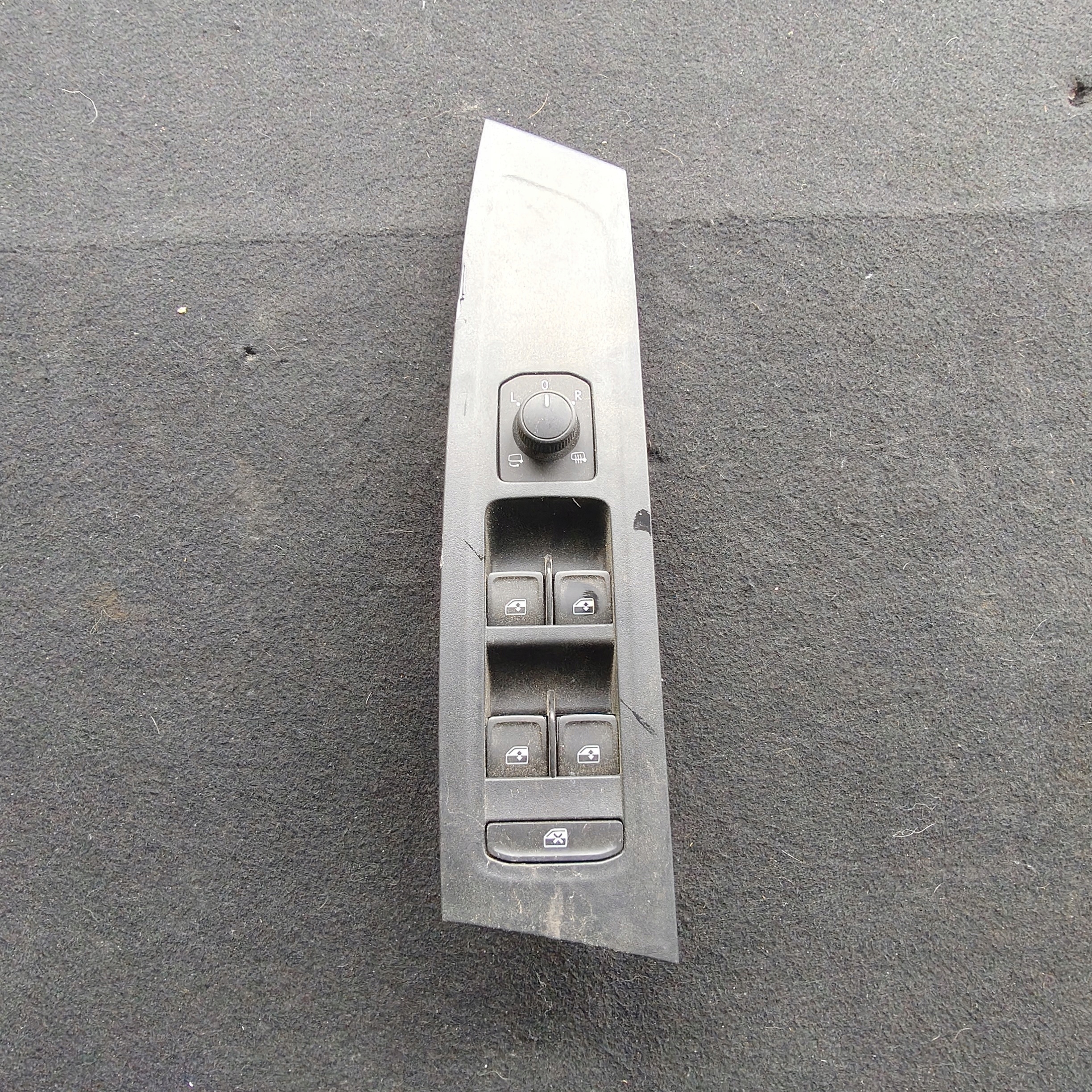 window control switch SKODA FABIA IV 5g0959857D