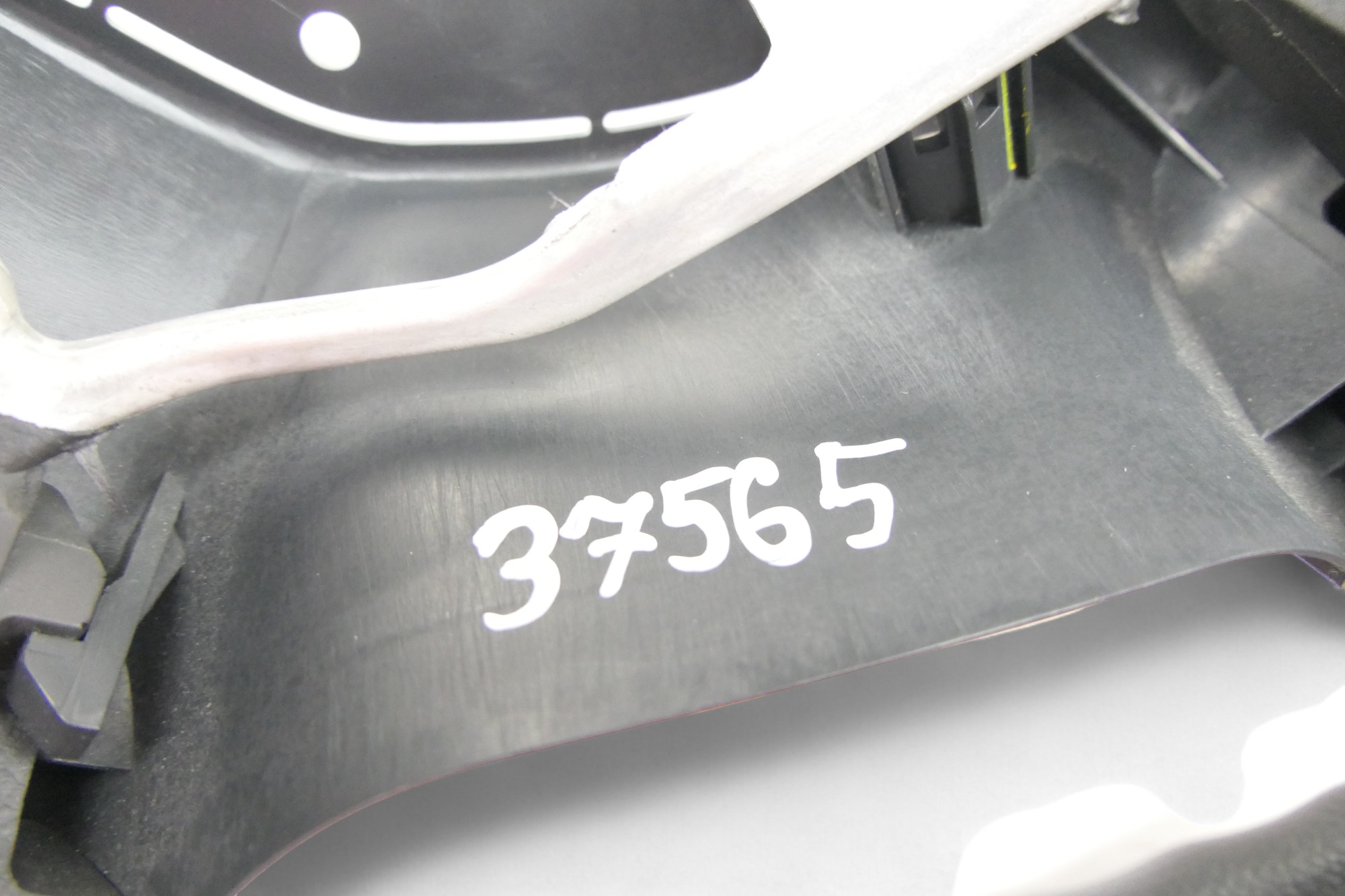 lenkrad Multifunkcyjna SUZUKI SWIFT III GS131-05610