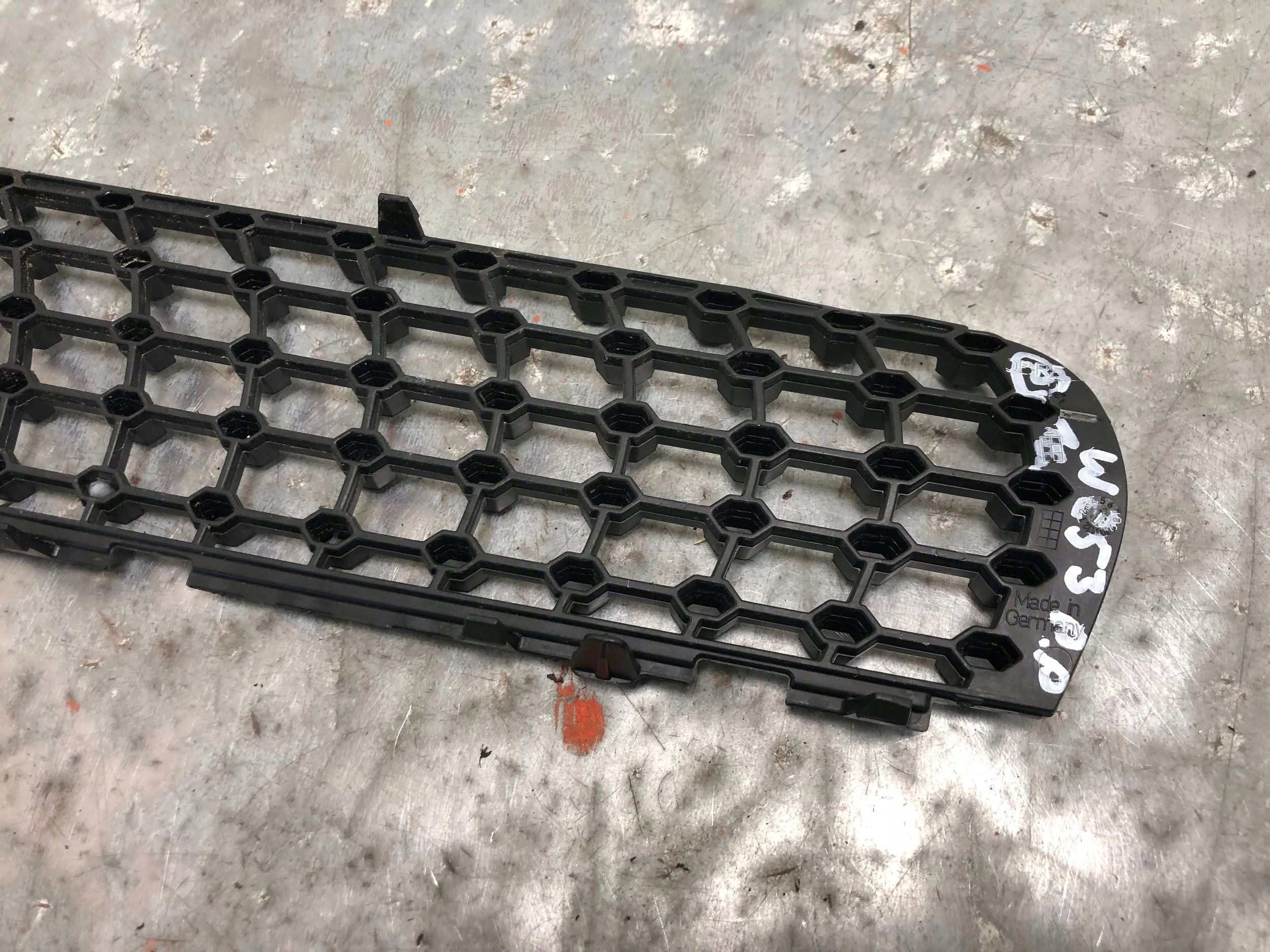 grid GRILLA right MERCEDES W253 X253 A2538881400